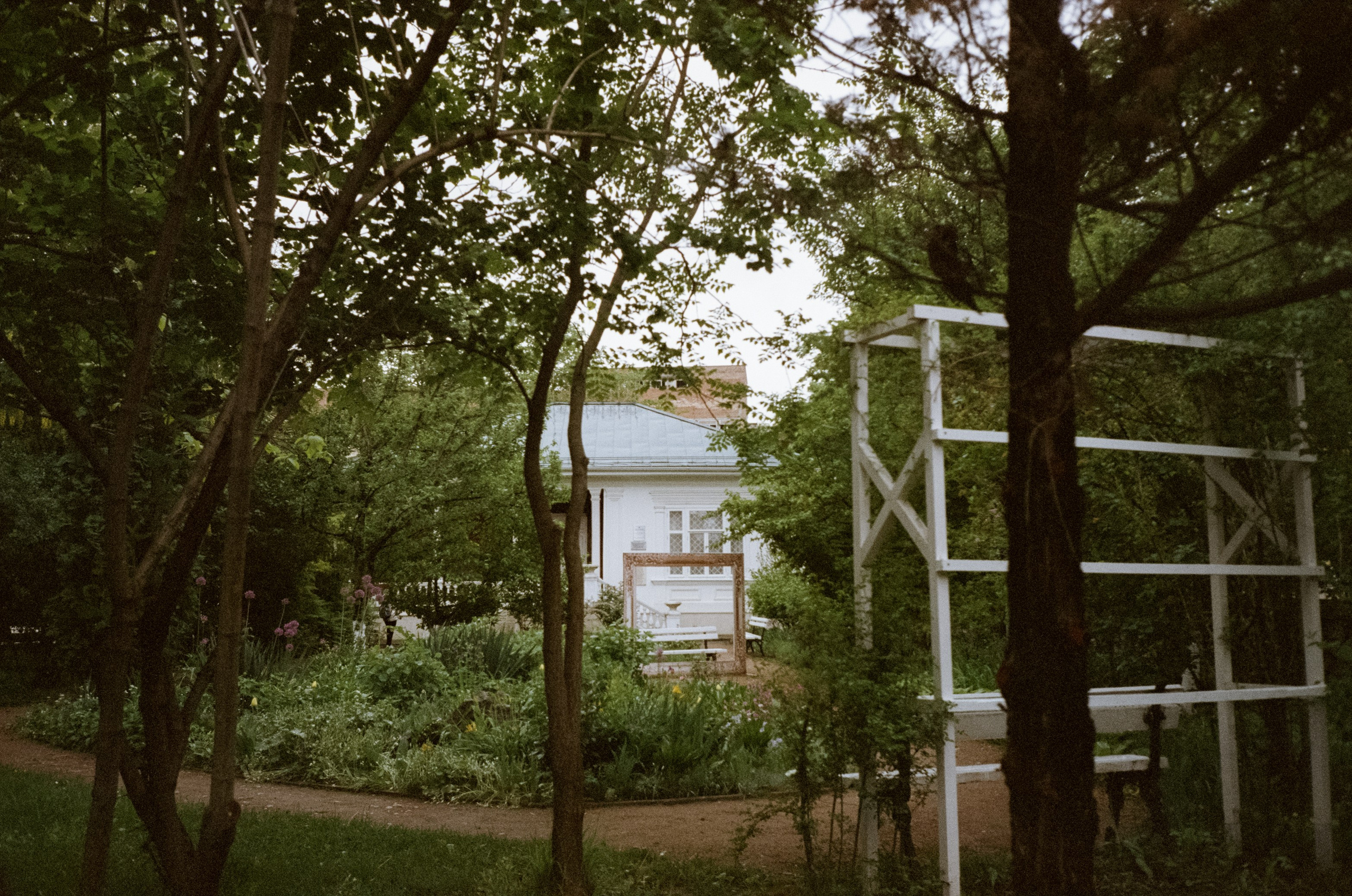 Музей-усадьба художника Николая Ярошенко в дождливый день. Фотограф-документалист Мария Осокина