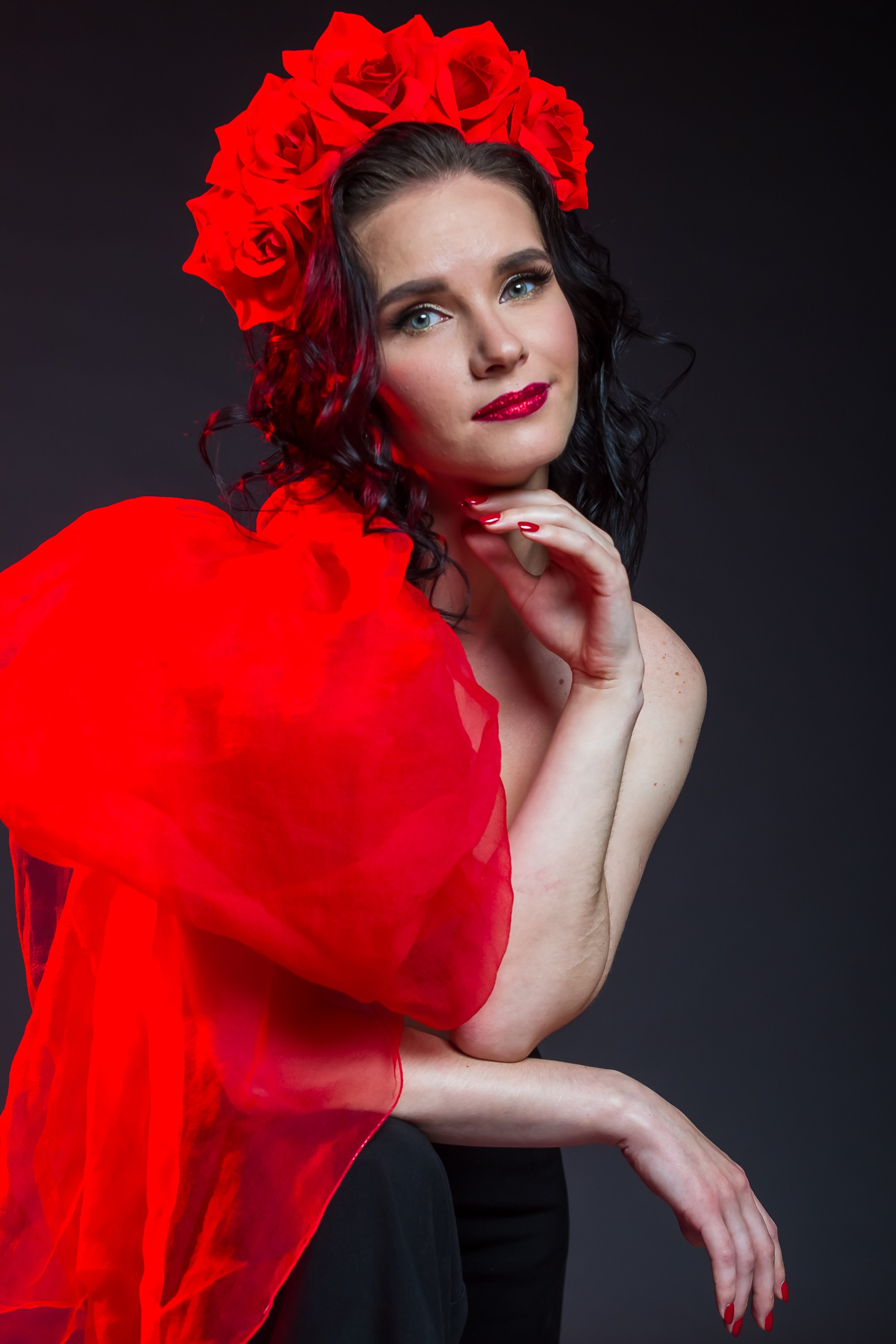 Бьюти съемка Юлии. Фотограф Тула творческие фотосессии недорого Ольга Ромашина