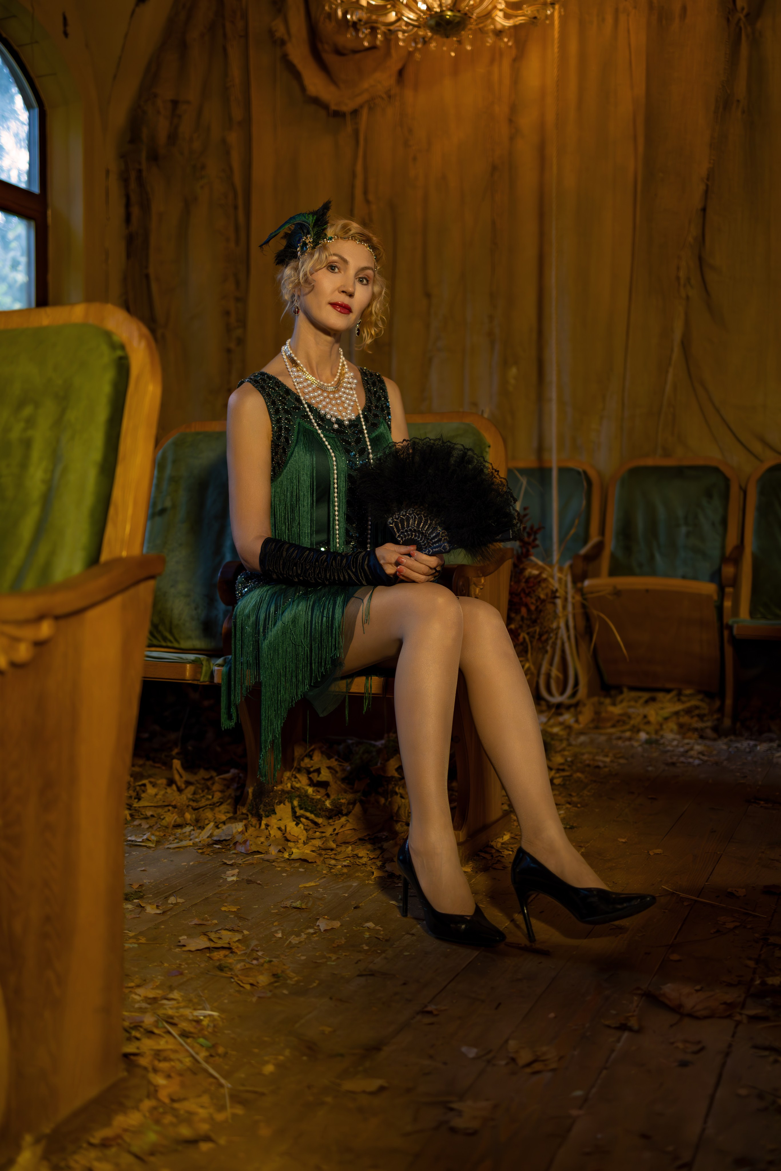 Оксана. Заброшенный театр. Репортажный, семейный и студийный фотограф в Москве Демин Алексей