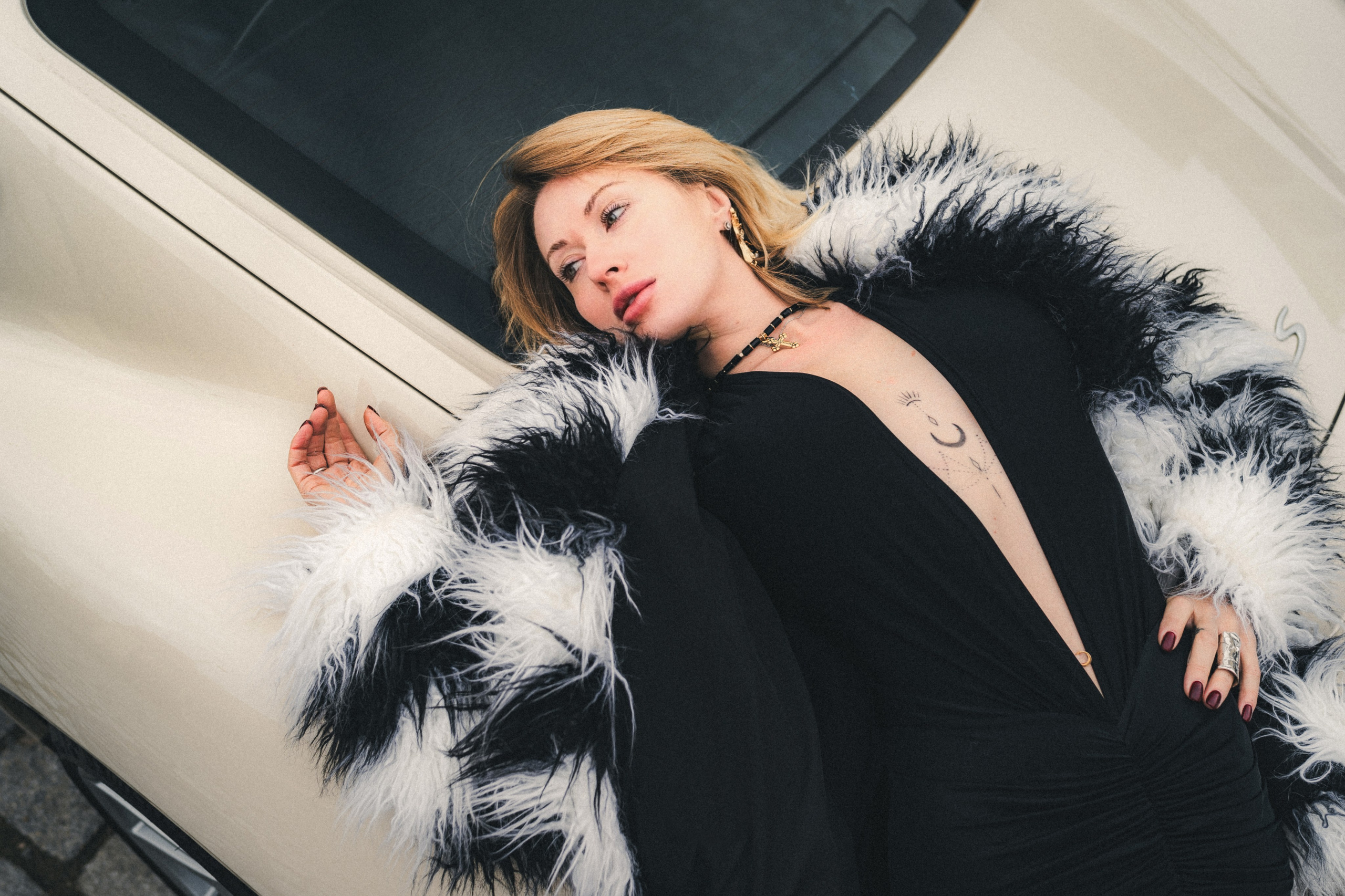 Porsche Cayman S x Anna. Фотограф Илья К. в Москве