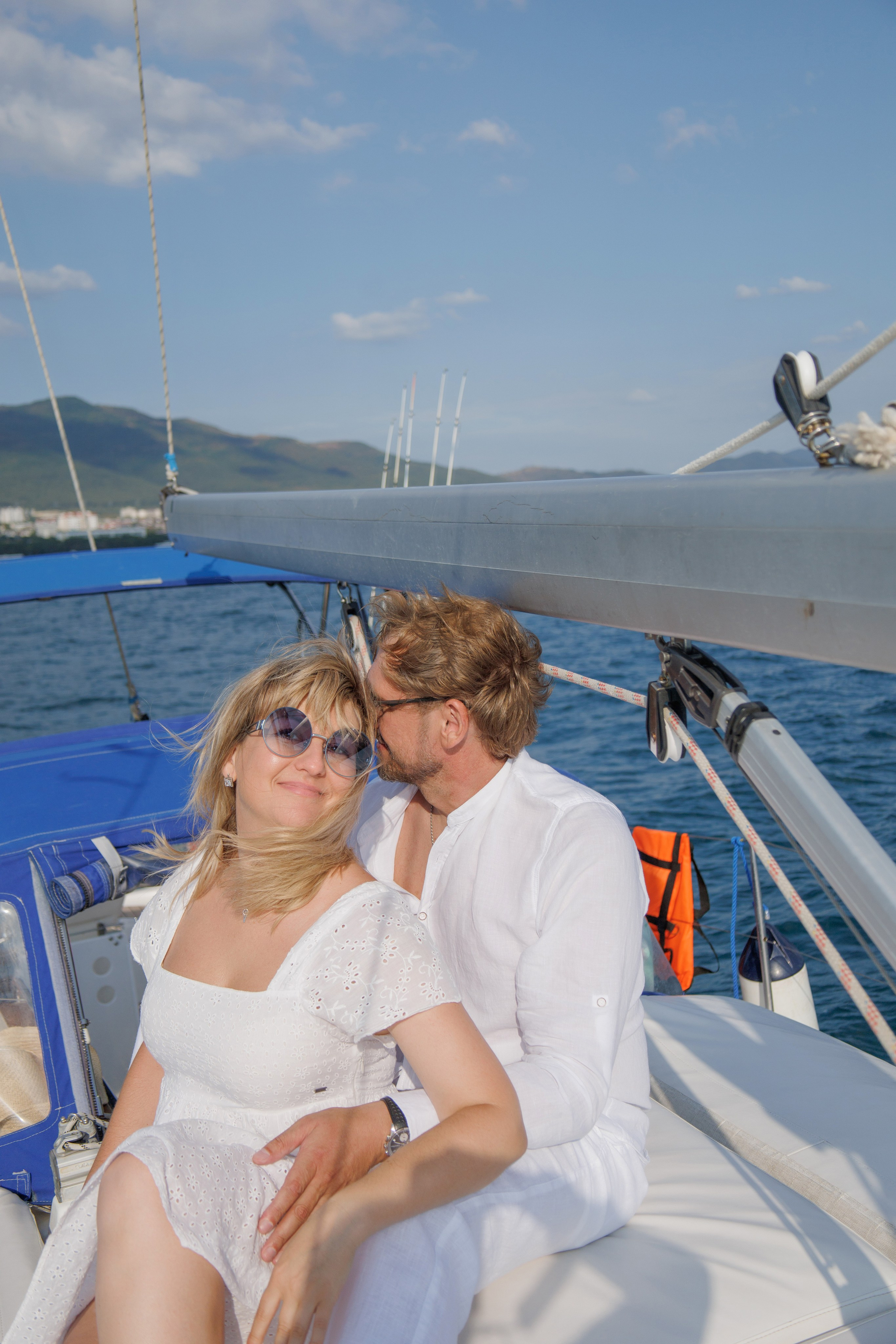 Лавстори на яхте. Семейный и портретный фотограф в Геленджике Любовь Бодрова