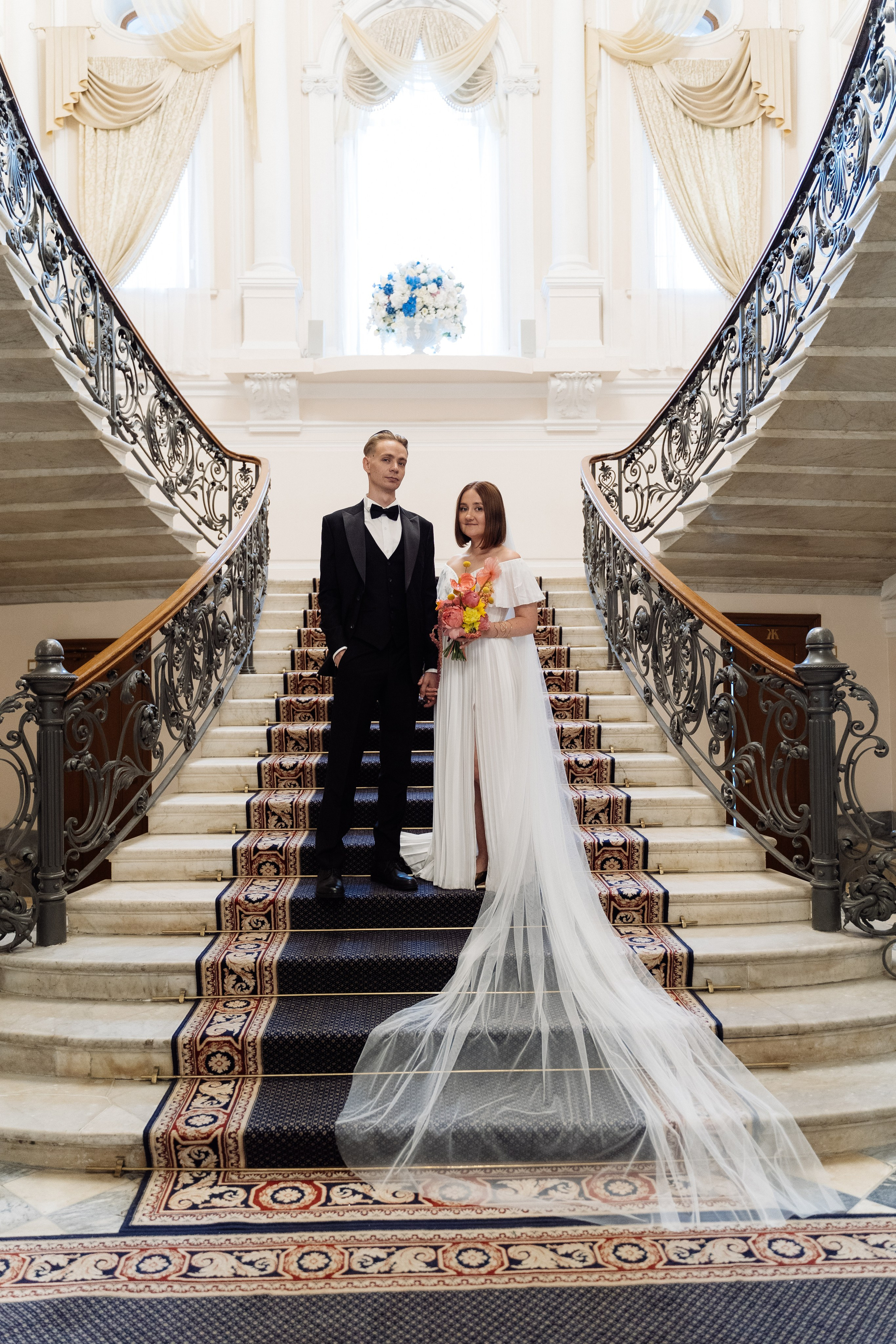 Свадьба на крыше Петербурга. Свадебный фотограф организатор в Санкт-Петербурге Ассоль Опарина