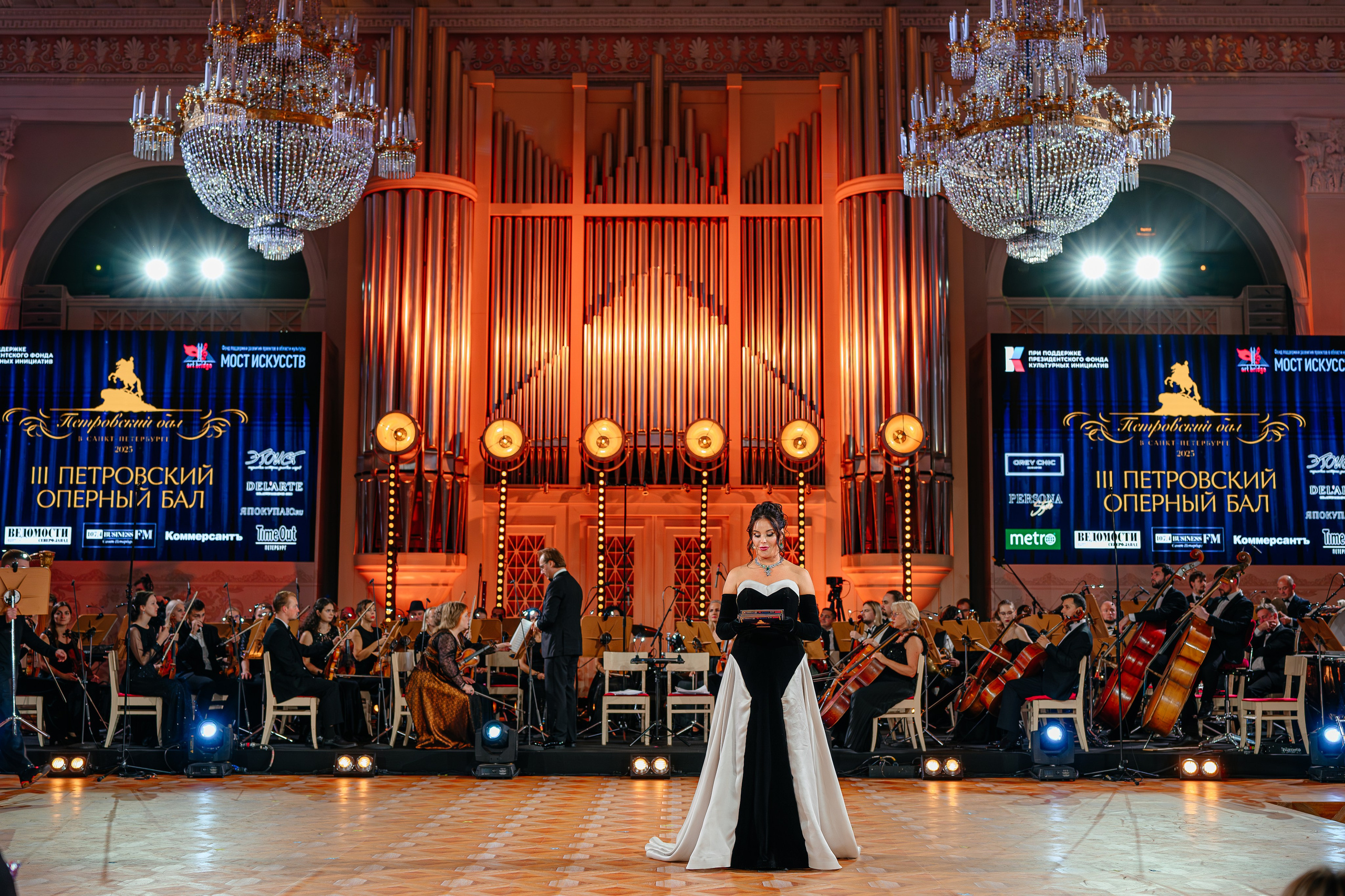 Петровский бал 2025. Коммерческий фотограф в Санкт-Петербурге Анна Кобзарь