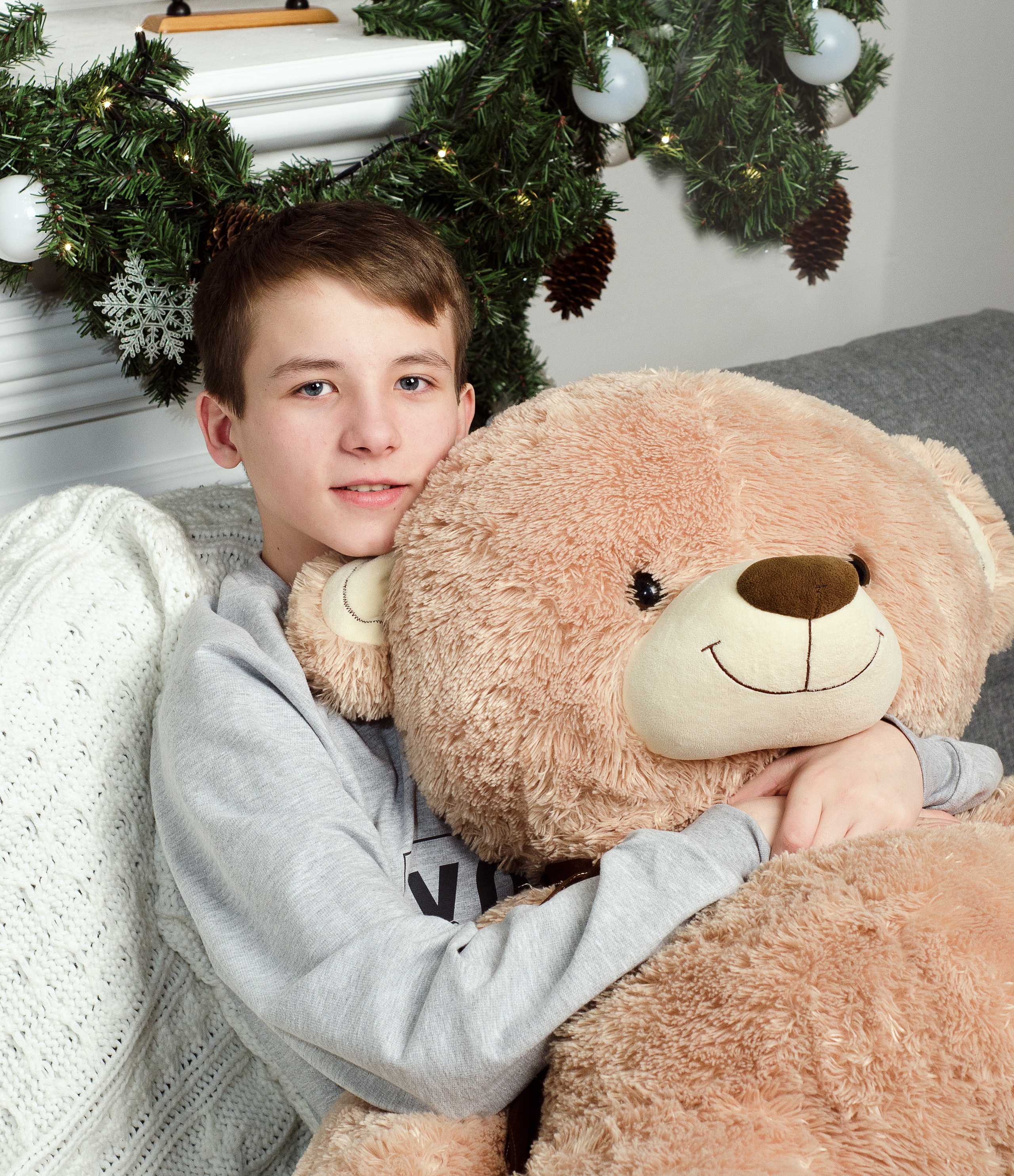 Фотоссесия  в тёмном и светлом ключе с огоньками на Новый год. Фотографы для фотосессий в Новосибирске