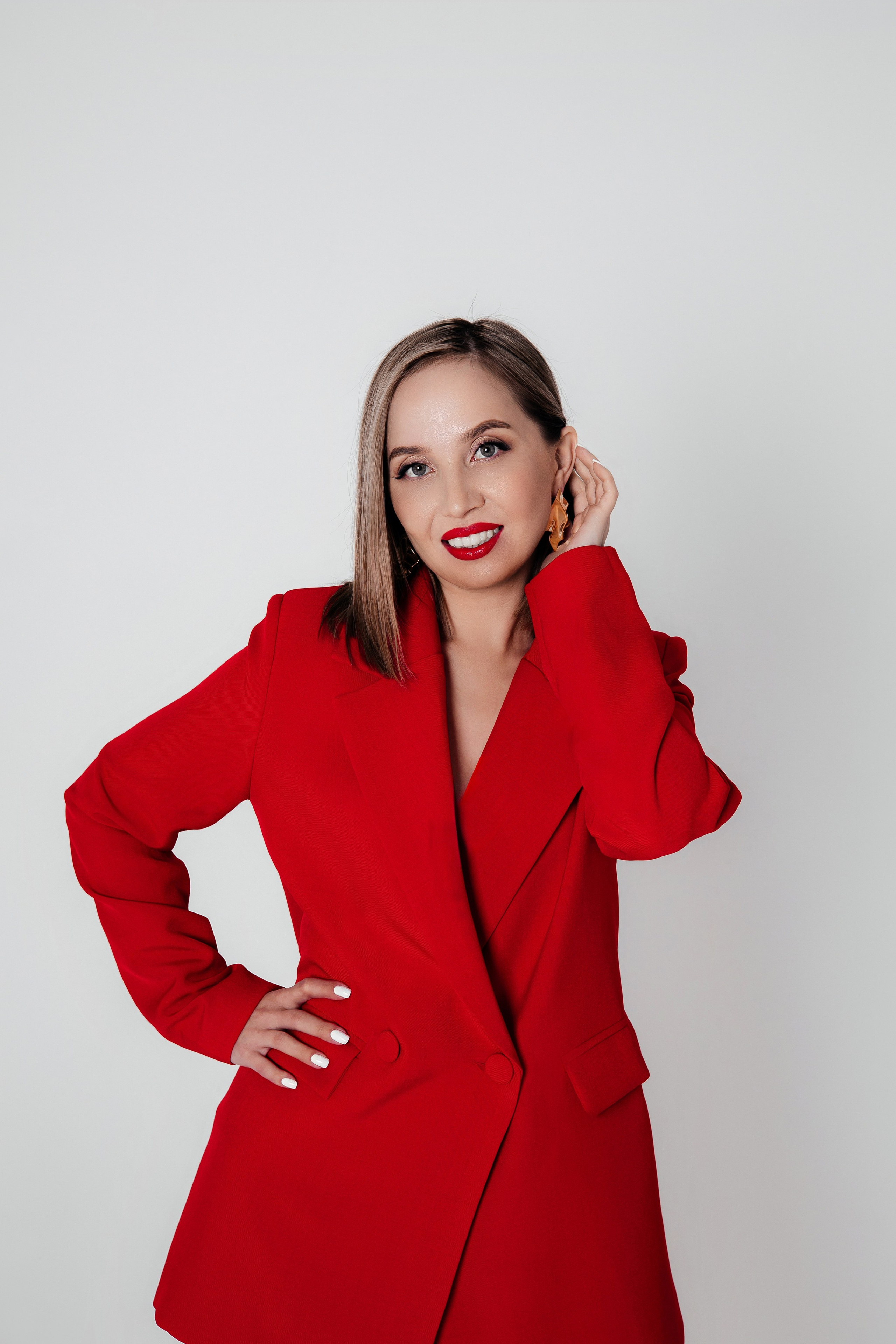 Светлана. Ведущая праздников