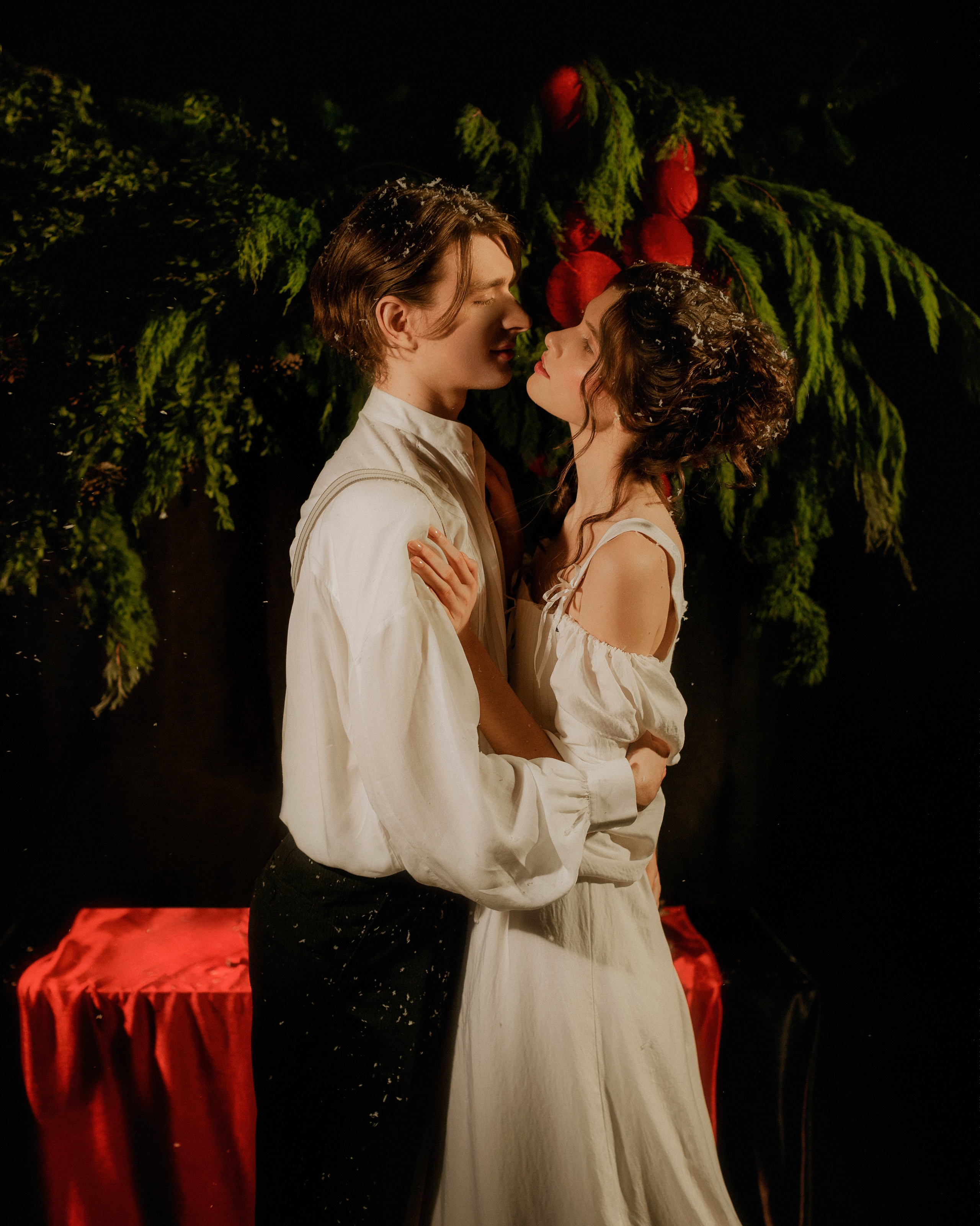 Under the misletoe. Портретный фотограф Уфа Москва Санкт-Петербург Lulu Weightless