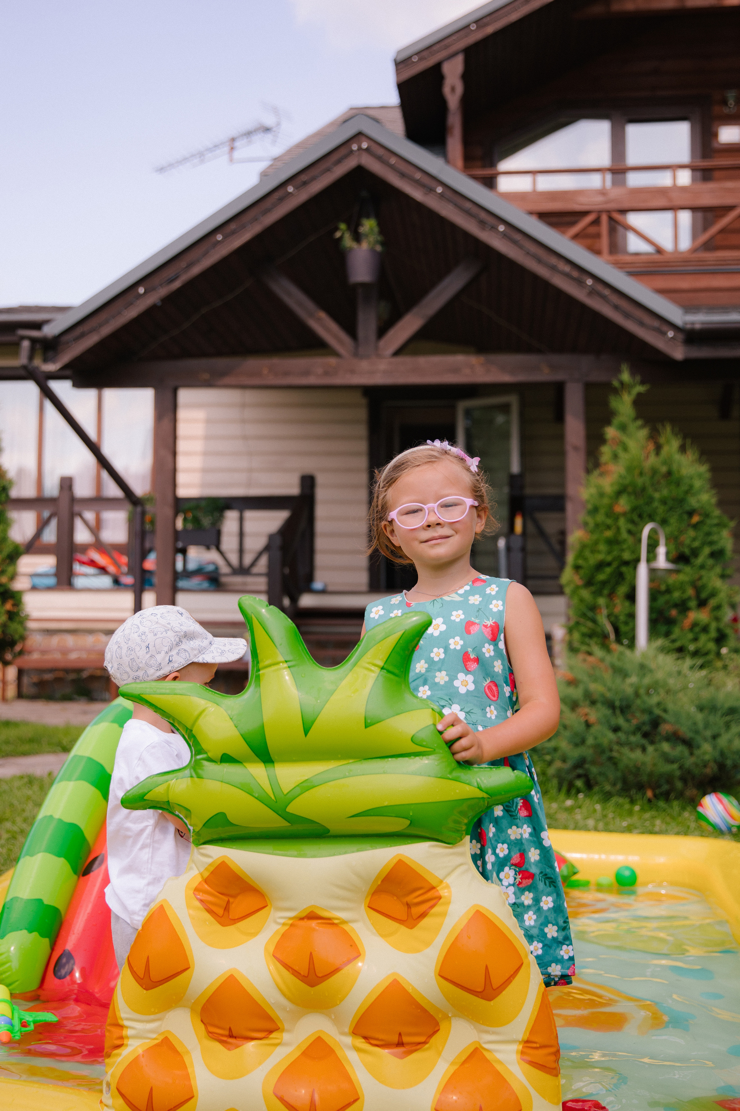 На даче. Свадебный и семейный фотограф в Санкт- Петербурге Гугучкина Полина