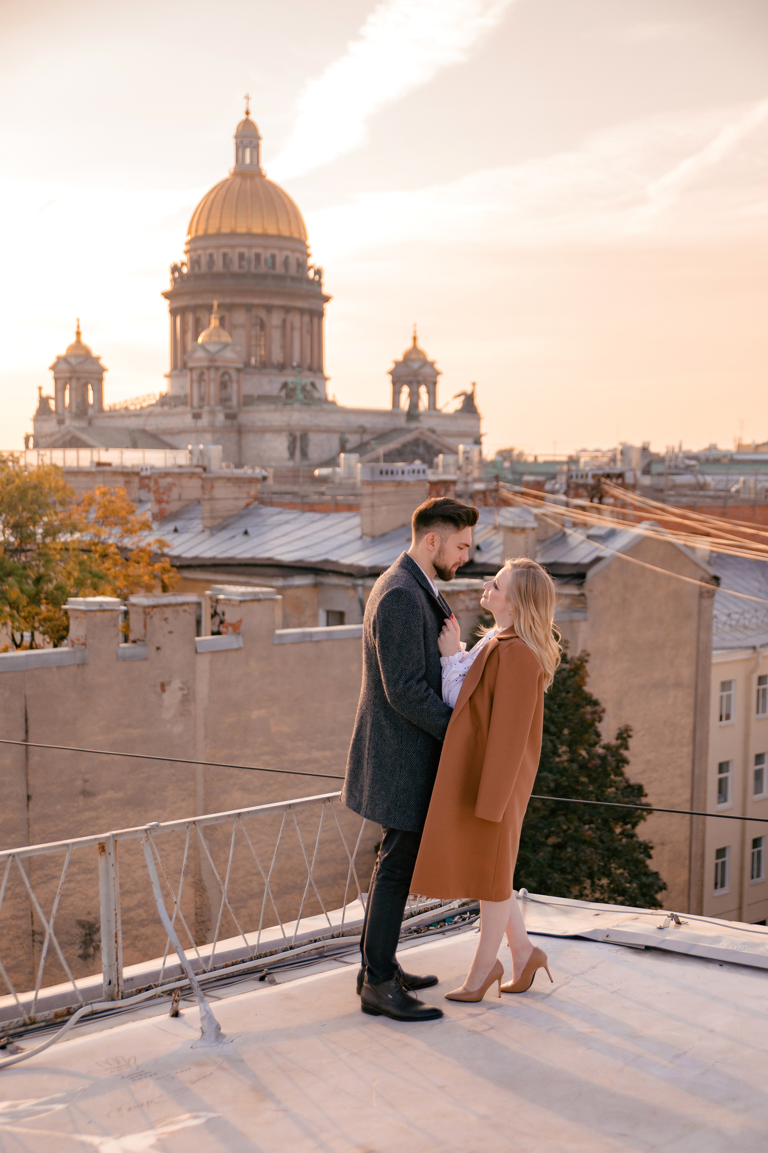 Свидание на крыше. Свадебный и семейный фотограф в Санкт- Петербурге Гугучкина Полина