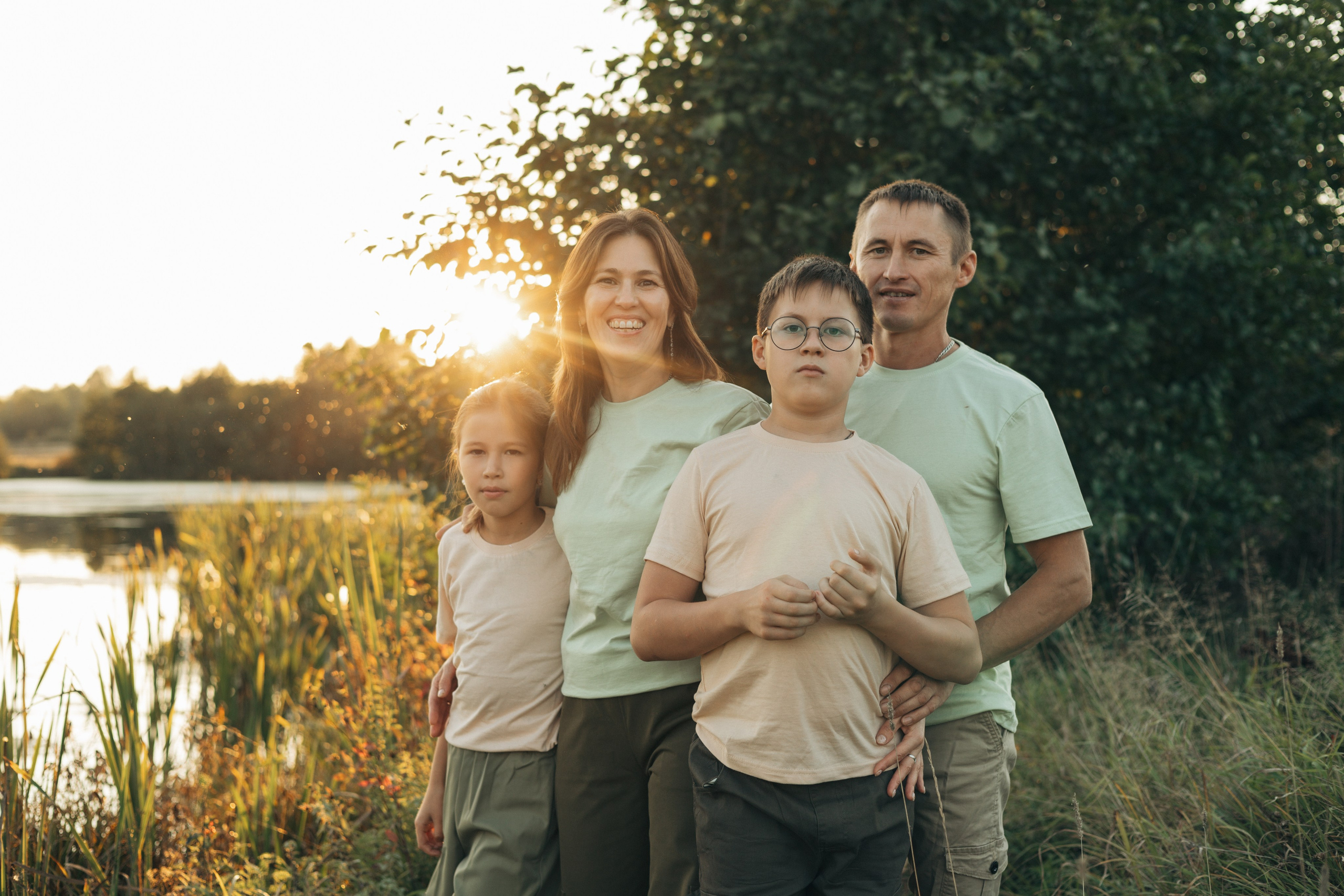 Юля, Илья, Полина, Сергей. Ваш фотограф