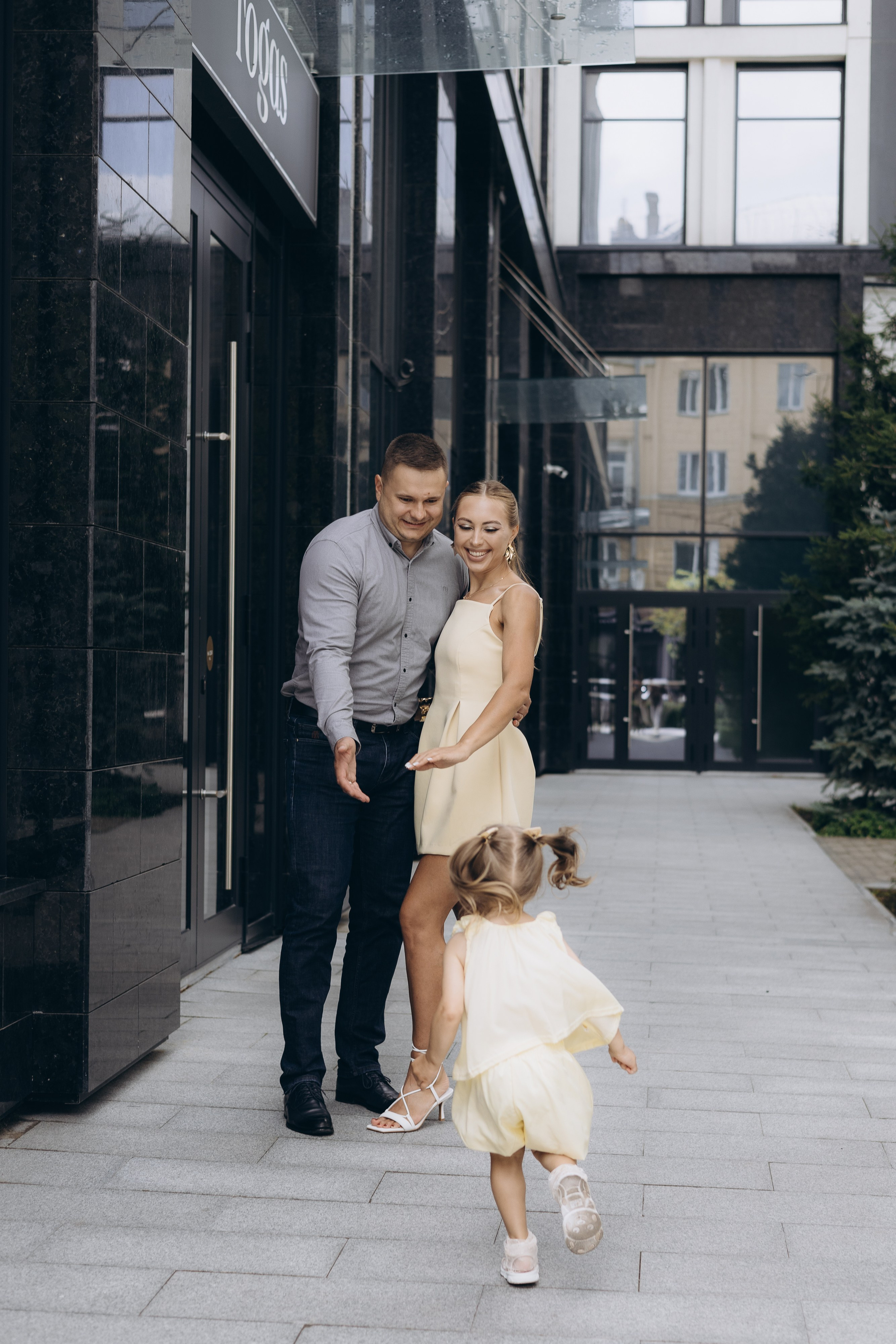 Кристина, Сергей и Лера. Свадебный и семейный фотограф в Новосибирске Дарья Кель