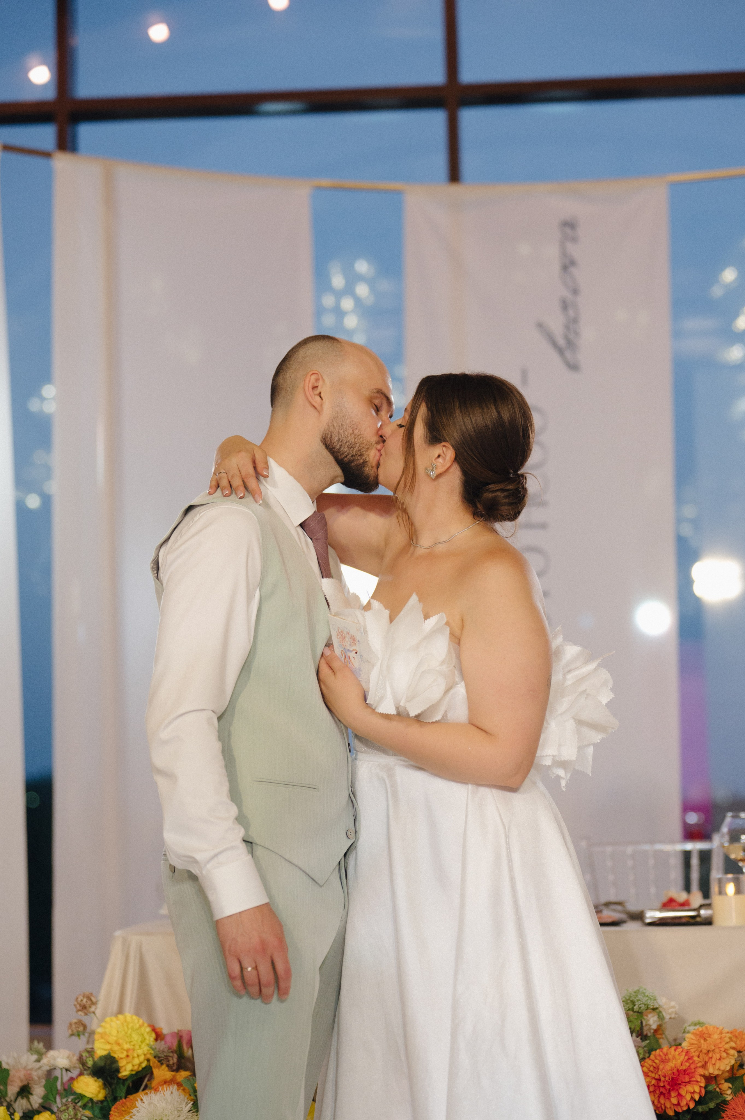 Елизавета и Роман. Репортажный и свадебный фотограф в Сургуте