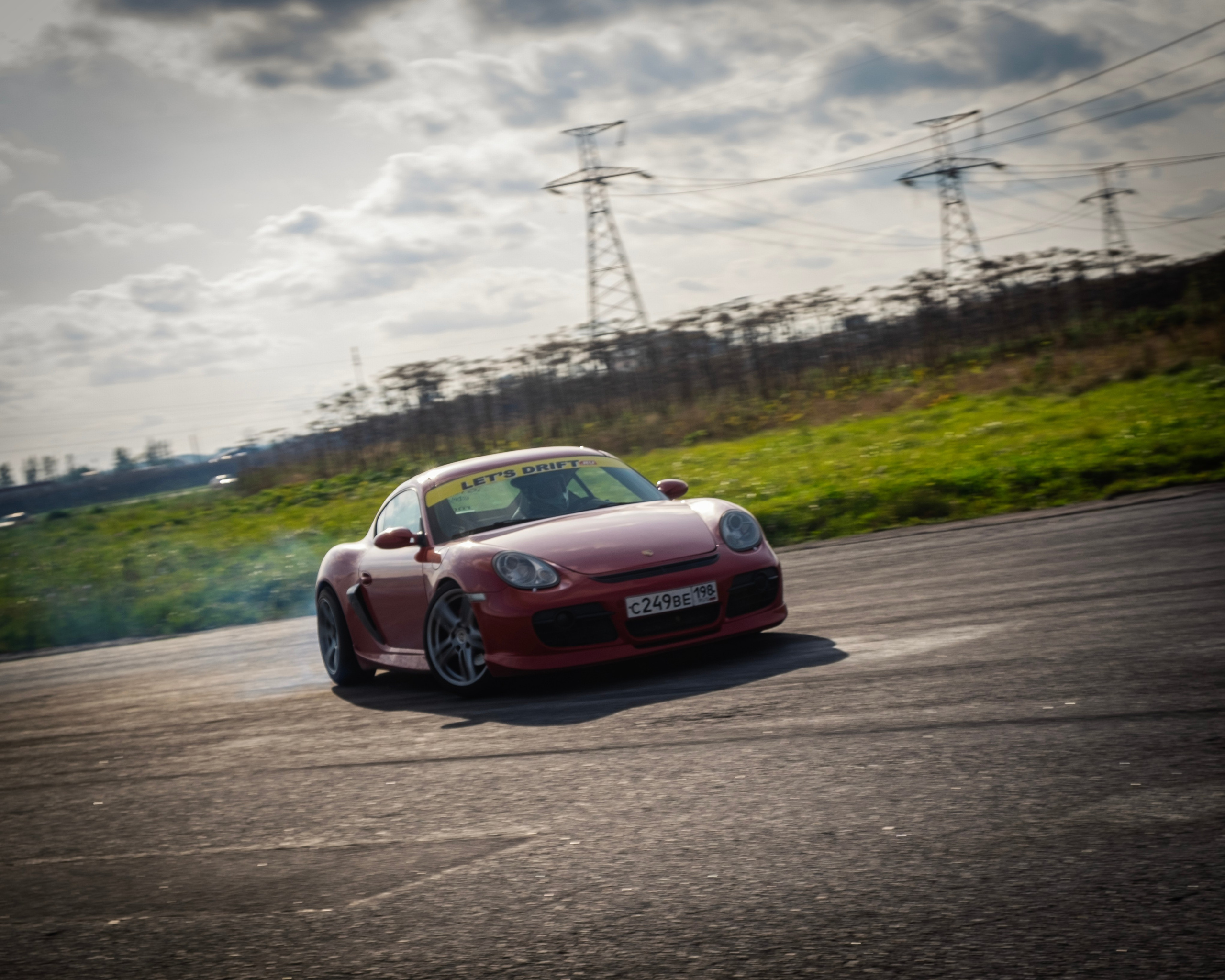 AUTODROM FEST 21.09.25. Автомобильные фотографии и рисунки в Санкт-Петербурги Пашков Дмитрий