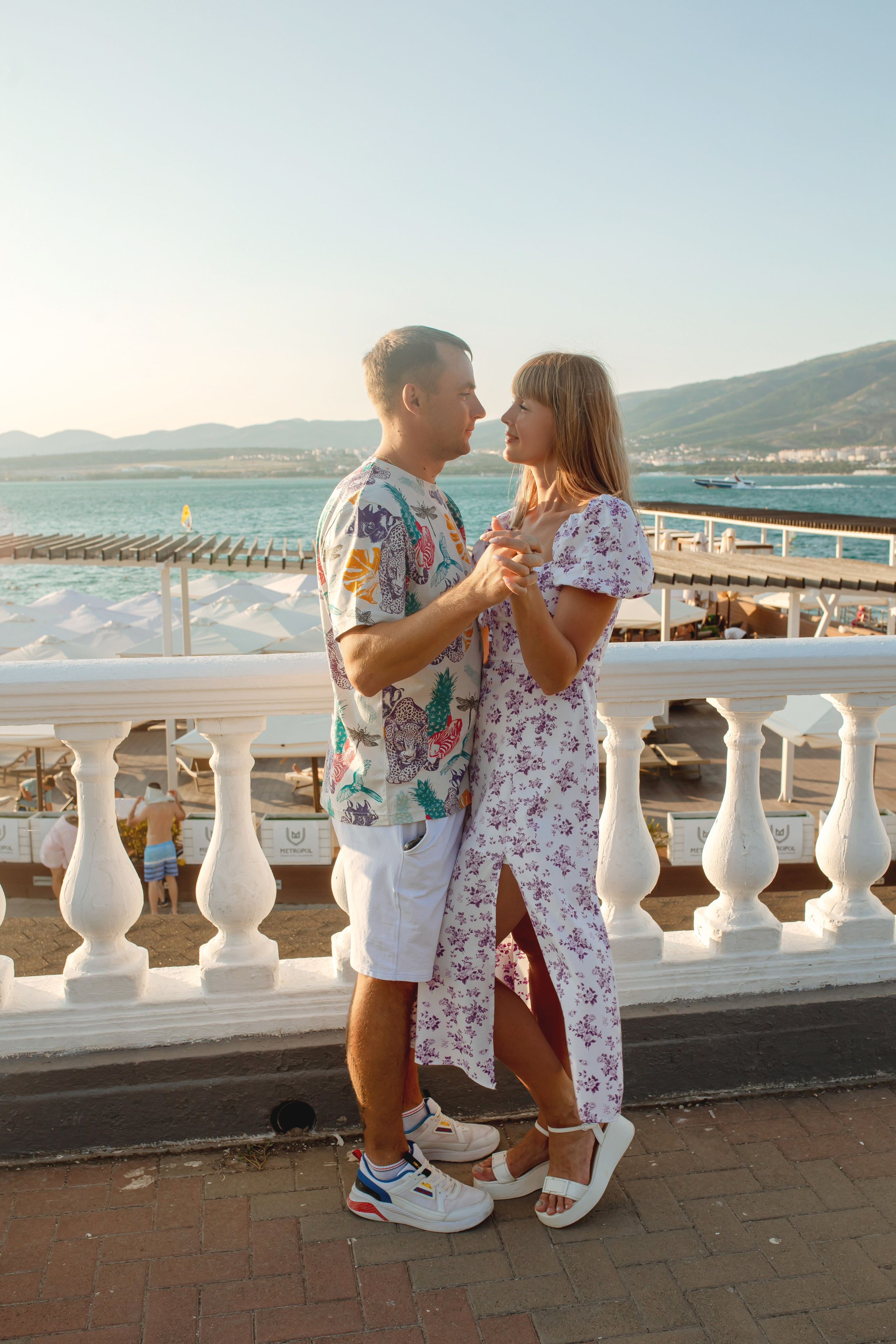 Екатерина и Александр с дочерьми. Фотограф в Геленджике, Архипо-Осиповке, Абрау-Дюрсо, Кринице Виктория
