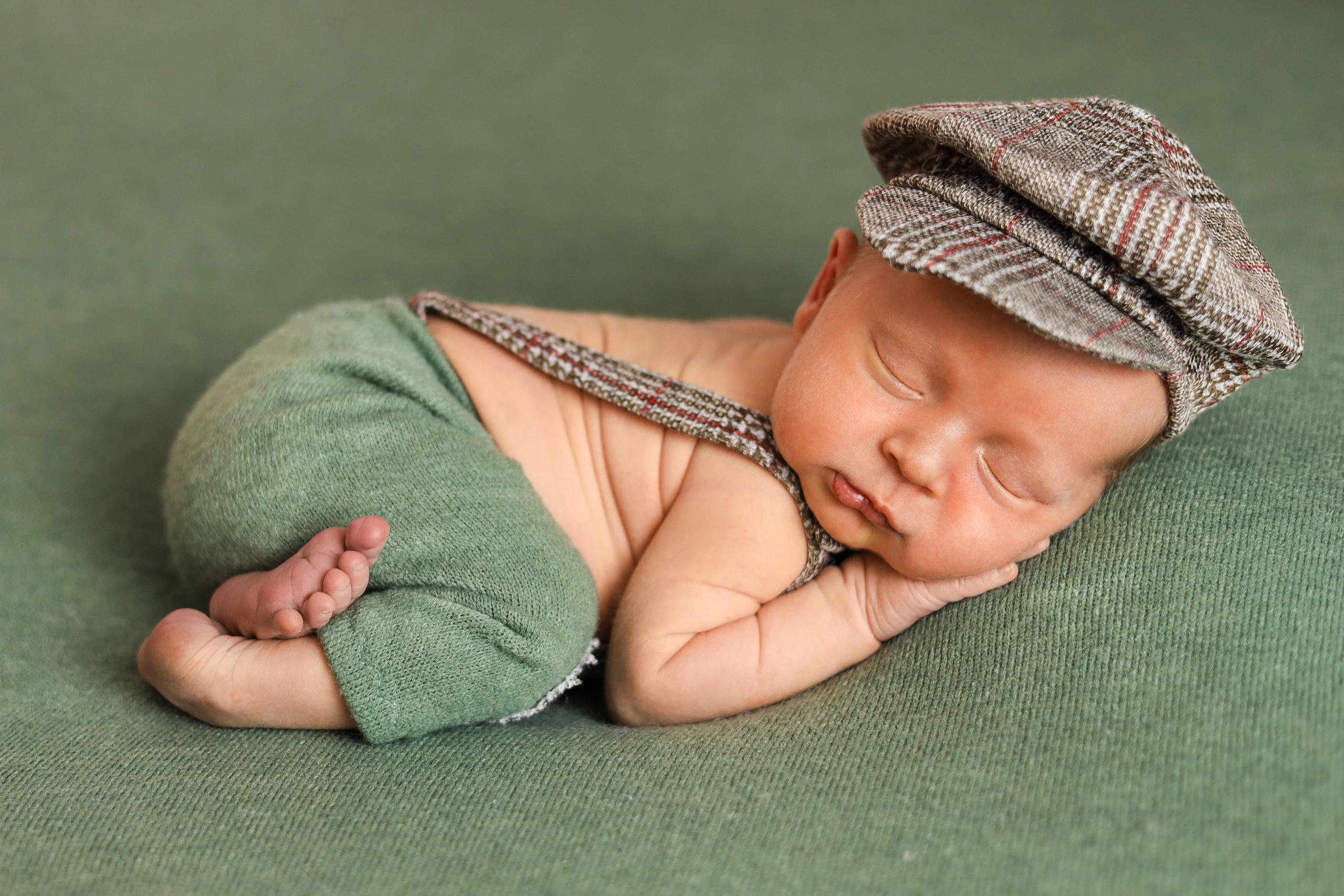 Новорожденные. Фотограф новорожденных Новосибирск