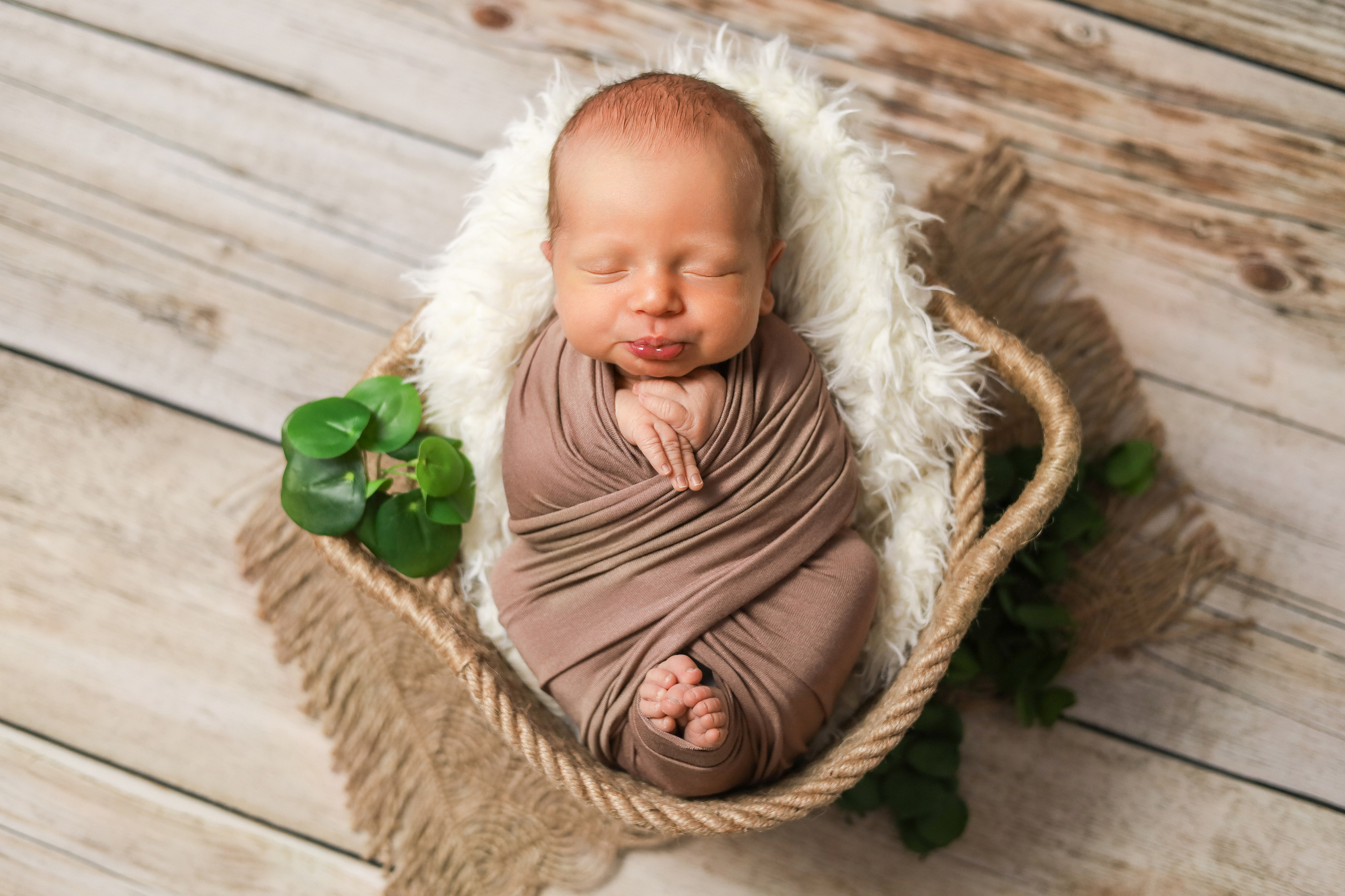 Новорожденные. Фотограф новорожденных Новосибирск