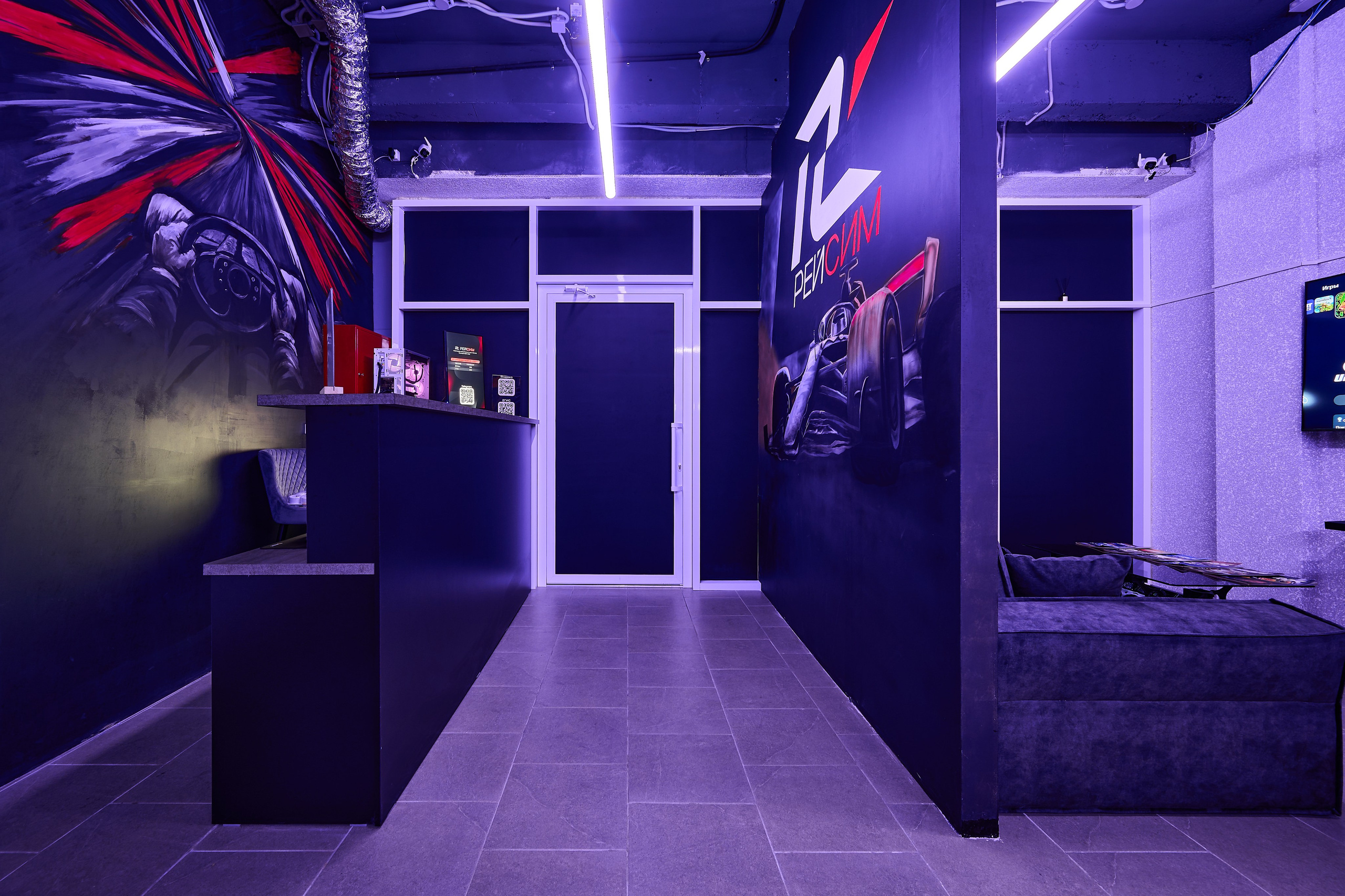 РЕЙСИМ Гоночные автосимуляторы. Интерьерный фотограф в Краснодаре