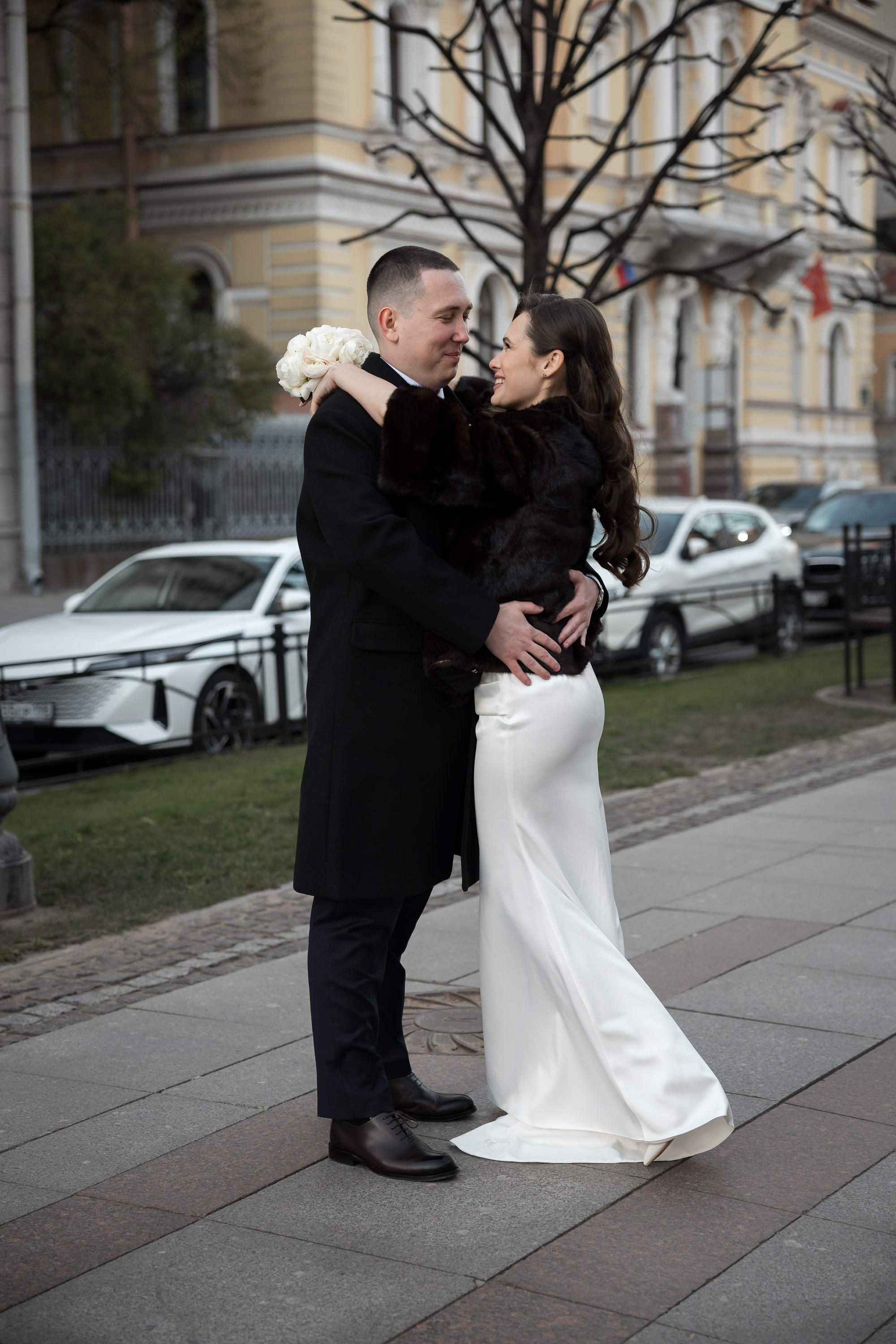 Свадебная фотосессия на Фурштатской. Свадебный фотограф Игорь Брундасов 8PHOTO на свадьбу венчание загс СПб