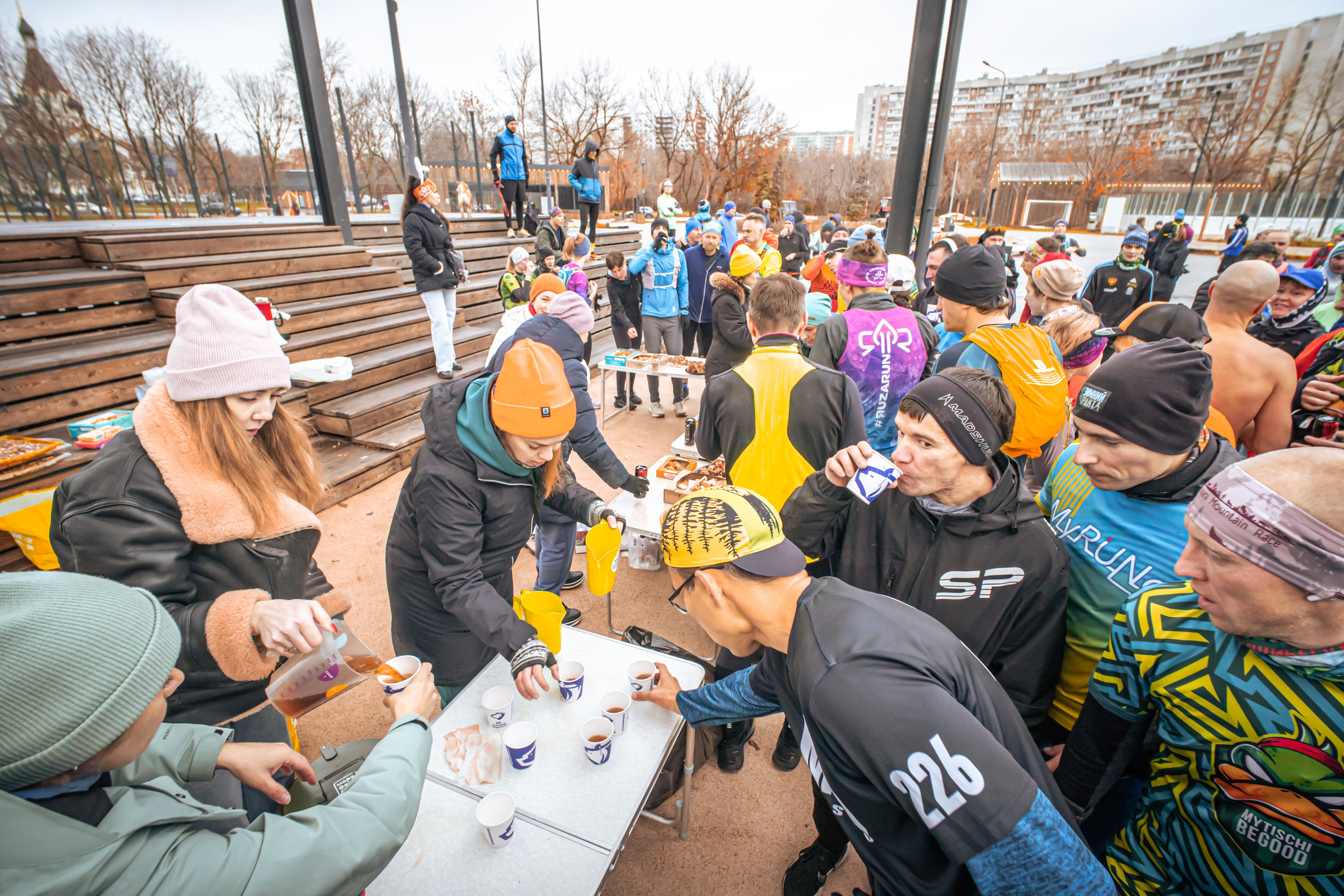 #марафонудома #яuzarun 2024 2-я петля, группа 6:30. Роман Капилюшов. Бег. Фото. Видео. г. Люберцы