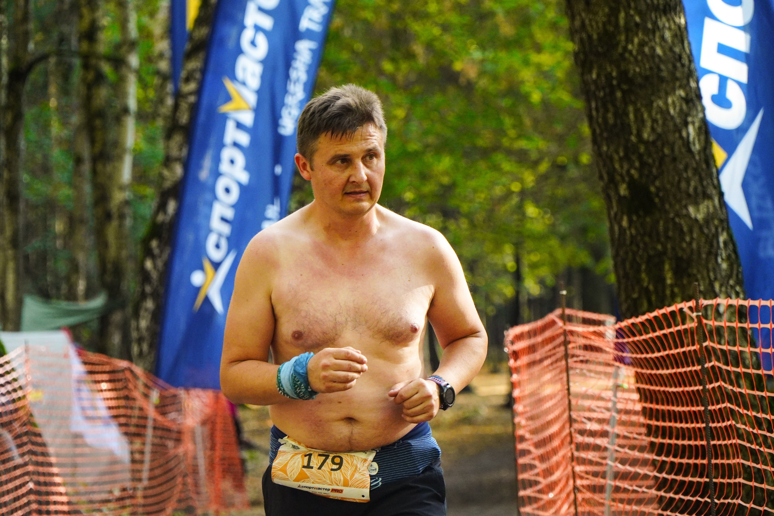 Backyard Ultra Moscow 2024. Роман Капилюшов. Бег. Фото. Видео. г. Люберцы