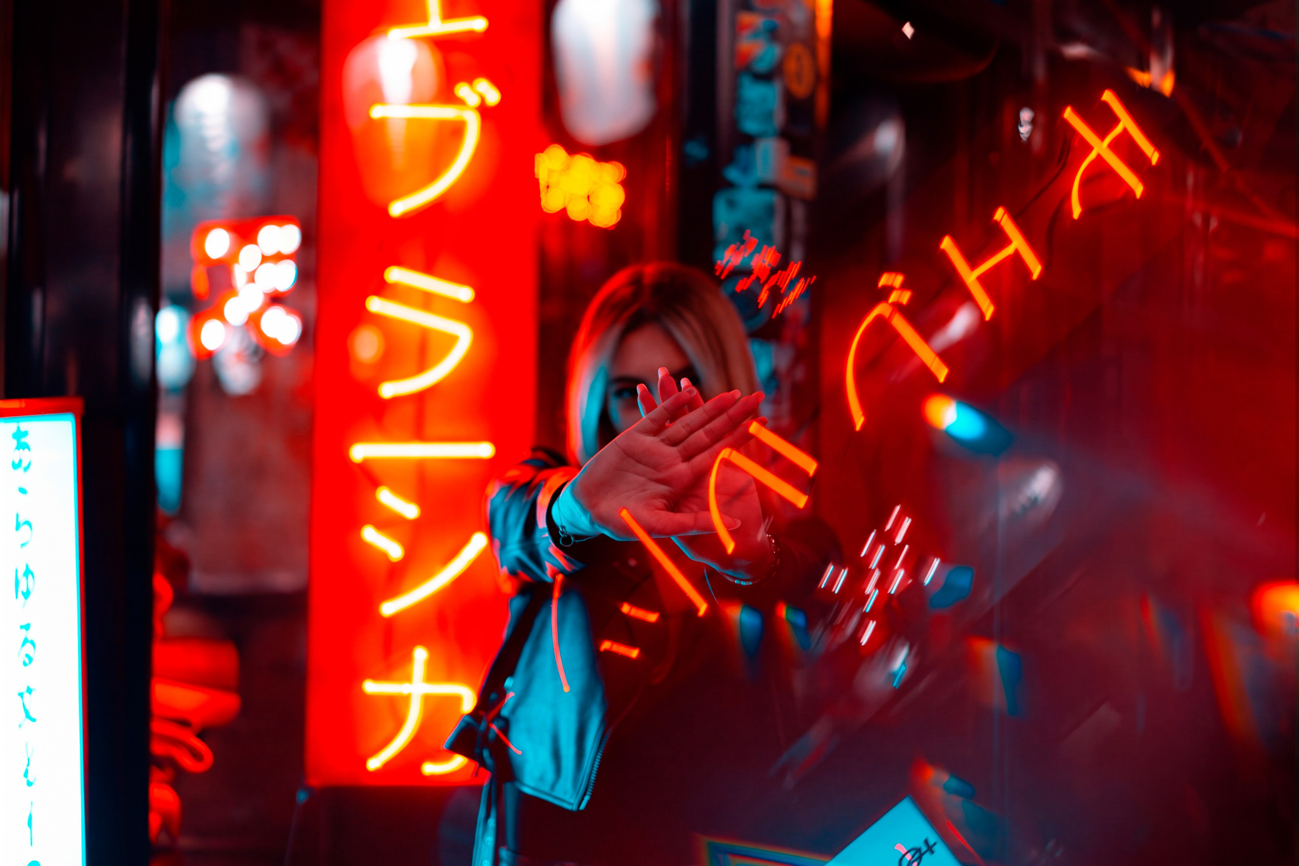 NEON STATE OF MIND. Фотограф Blackkotae