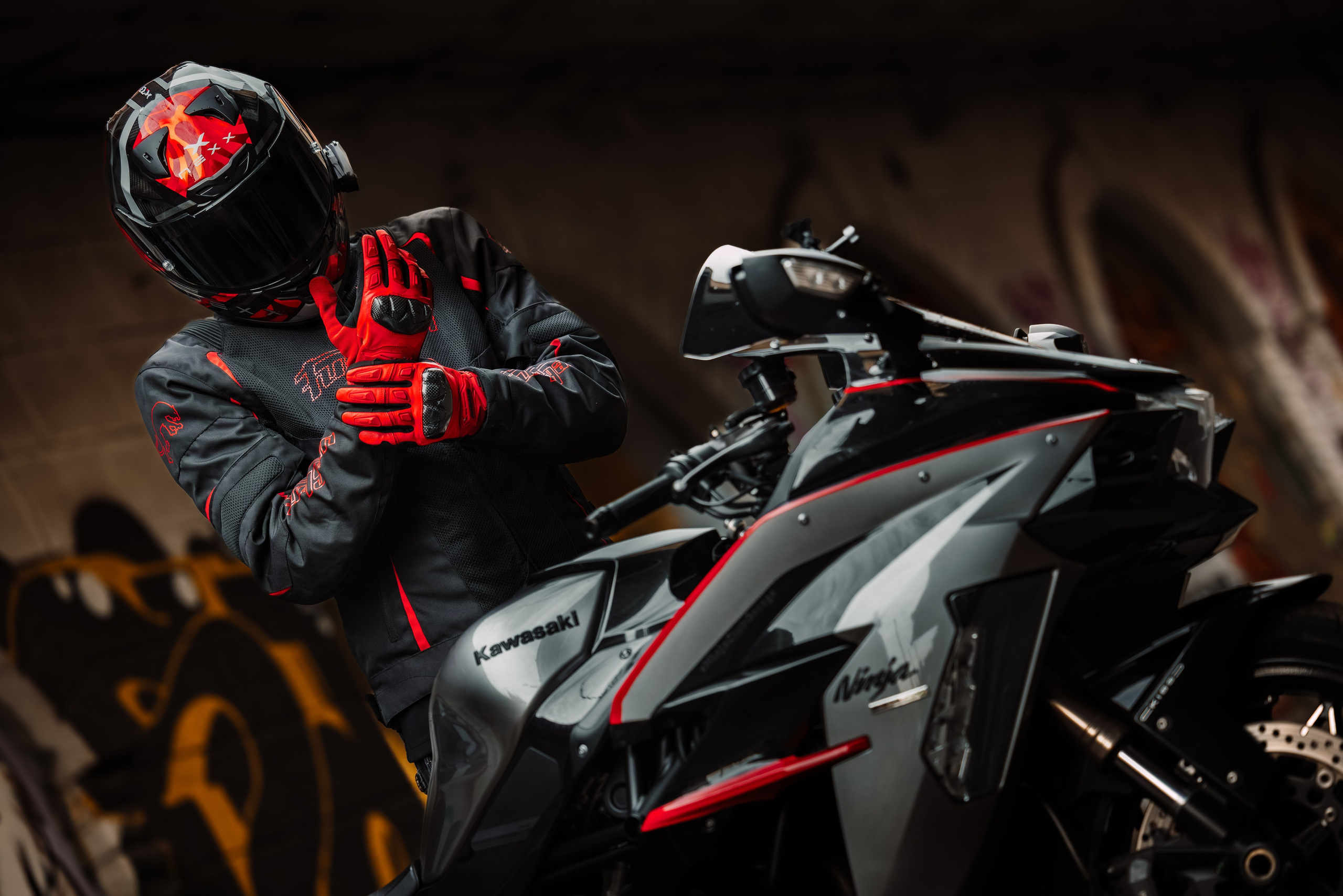 KAWASAKI NINJA H2 SX × @X_RUS_T1M. Фотограф Blackkotae