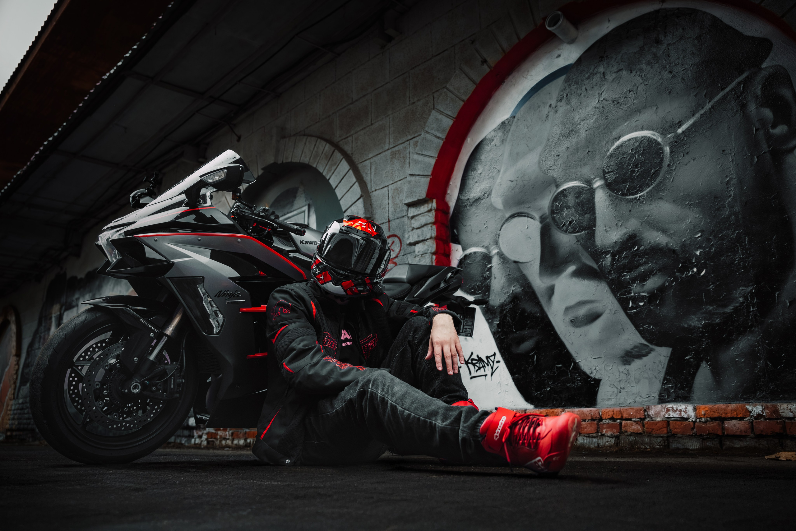 KAWASAKI NINJA H2 SX × @X_RUS_T1M. Фотограф Blackkotae