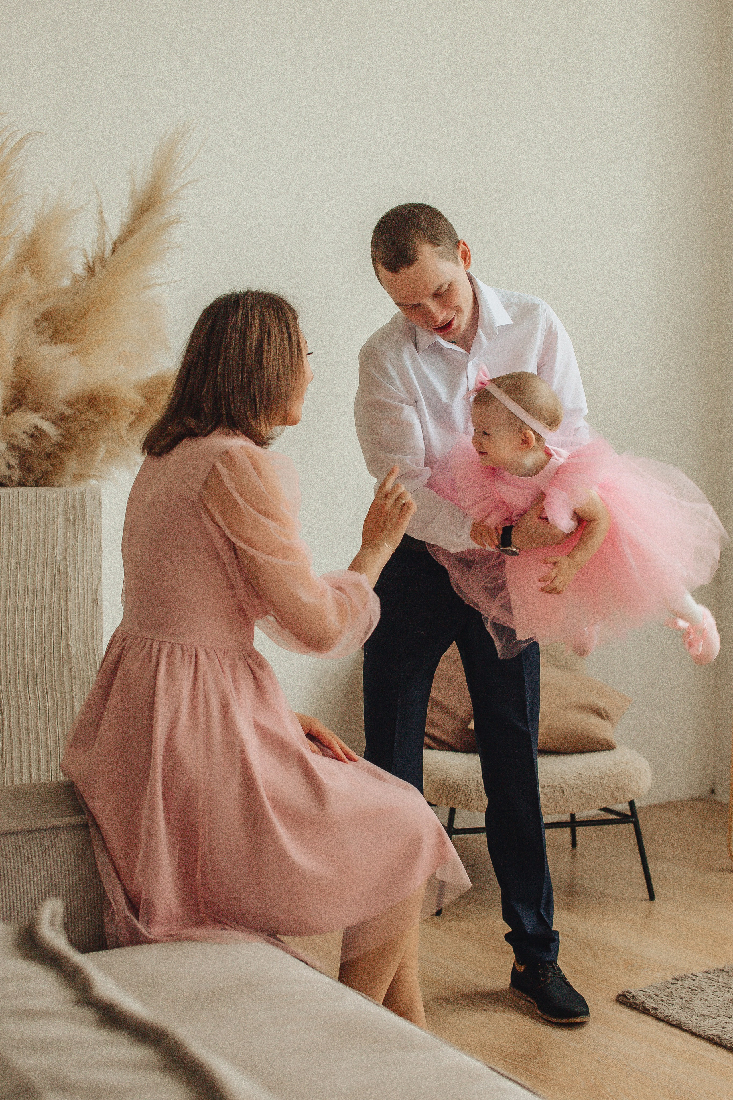 Алина + Коля + Алиса. Студия. Свадебный и семейный фотограф Пушкин Царское Село СПБ Питер Санкт-Петербург и Рязань Ольга Козлова