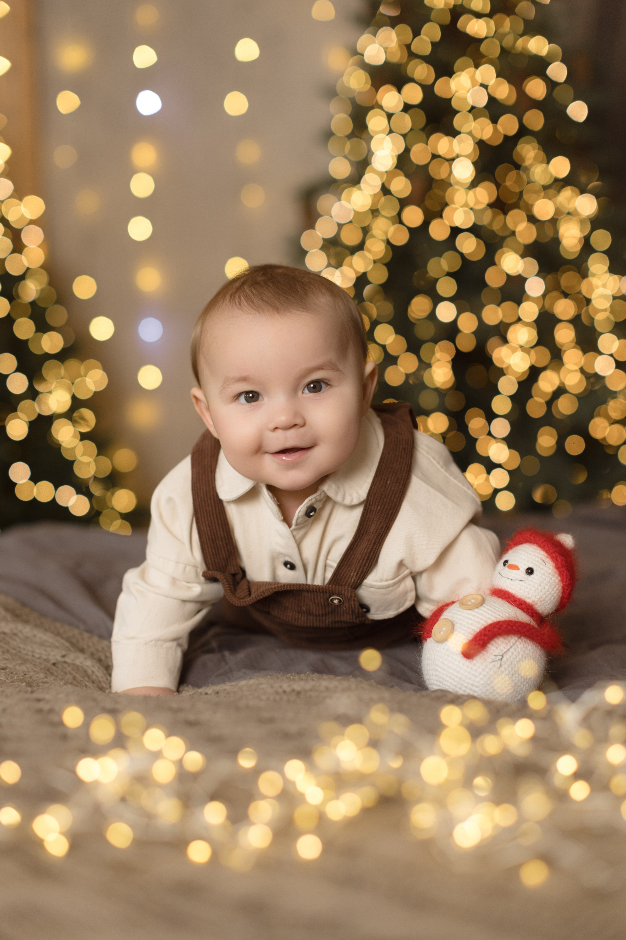Новогодняя съемка в Мун (зал Семейный). Фотограф беременности и новорожденных в Красноярске Вета Ланская
