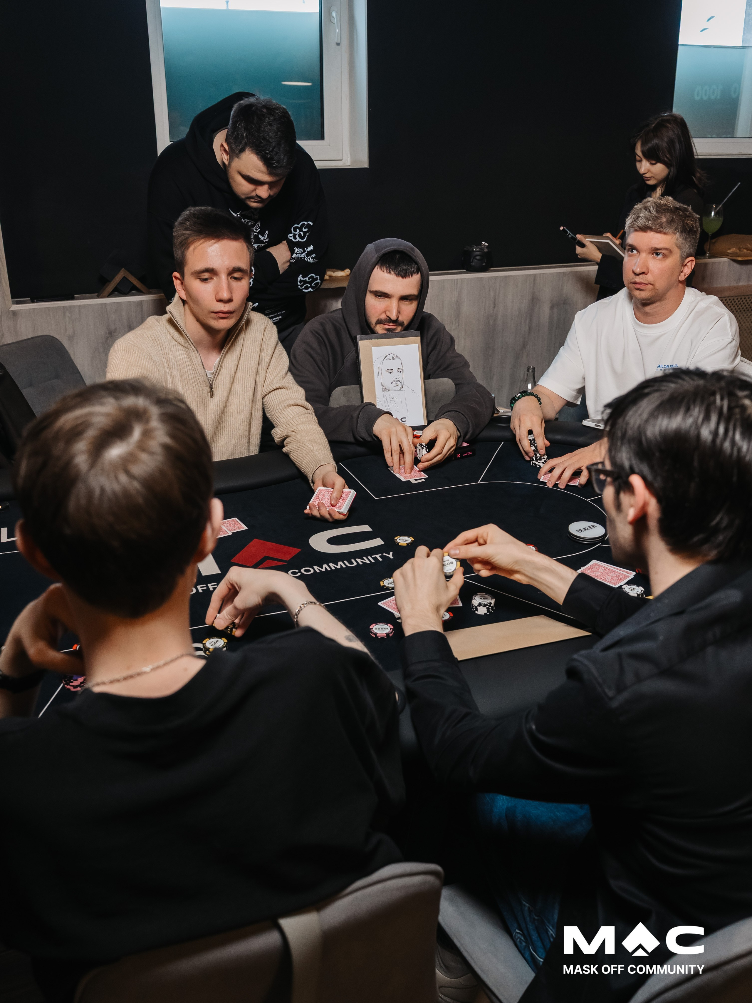 Еще Покер. Андрей Партнов — фотогрраф, Москва
