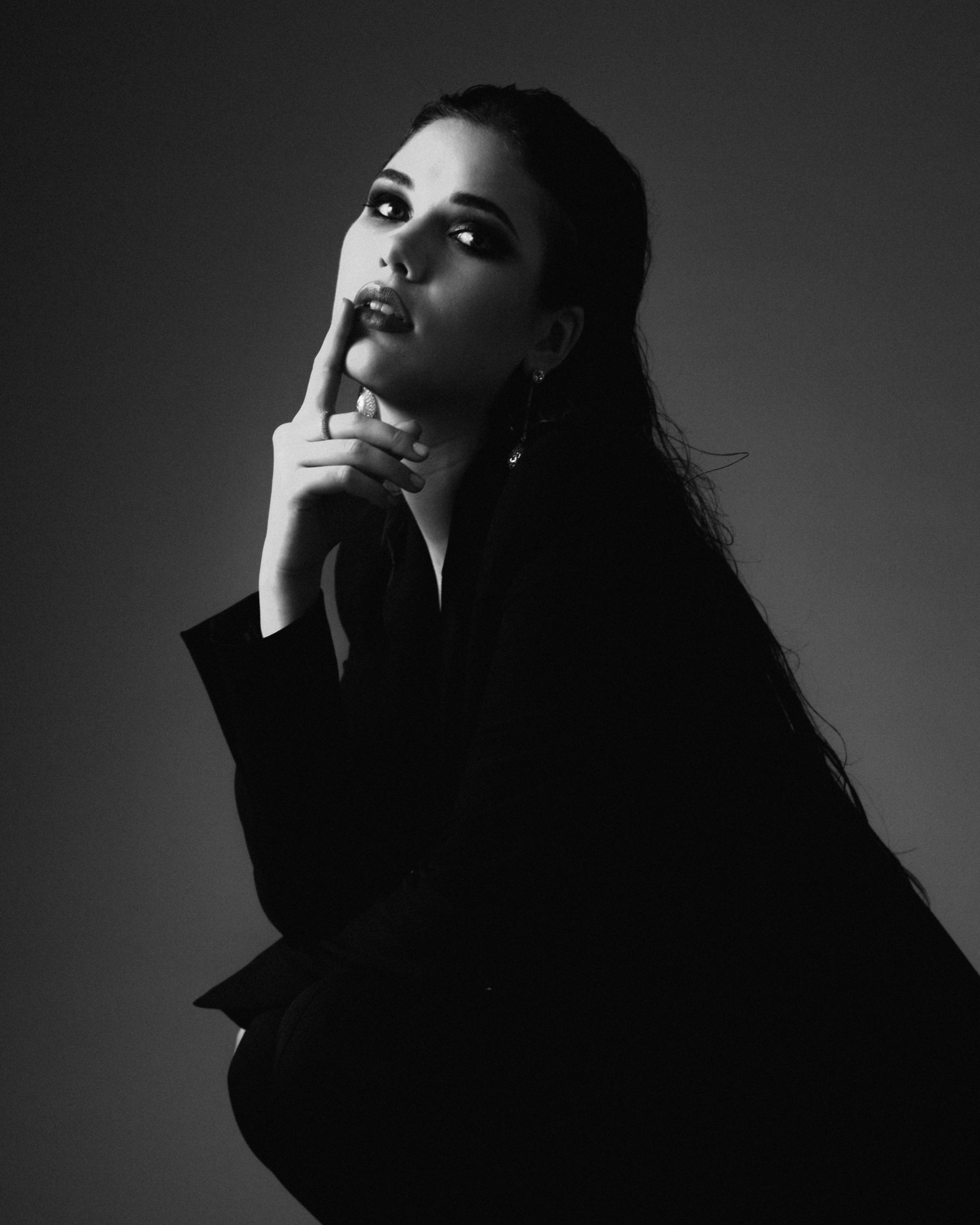 Lady in black. Ольга Гагуа. Портретный фотограф. Москва