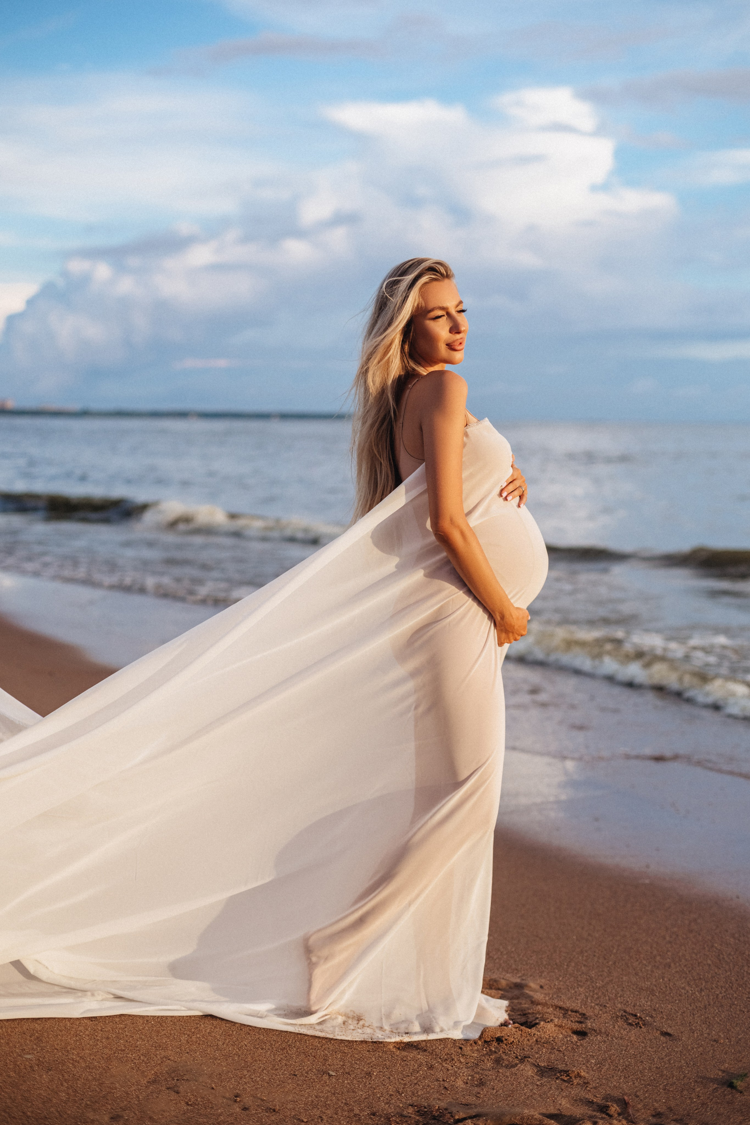 Sea. NatalieDmi — фотосессия беременности, семейный фотограф, портрет