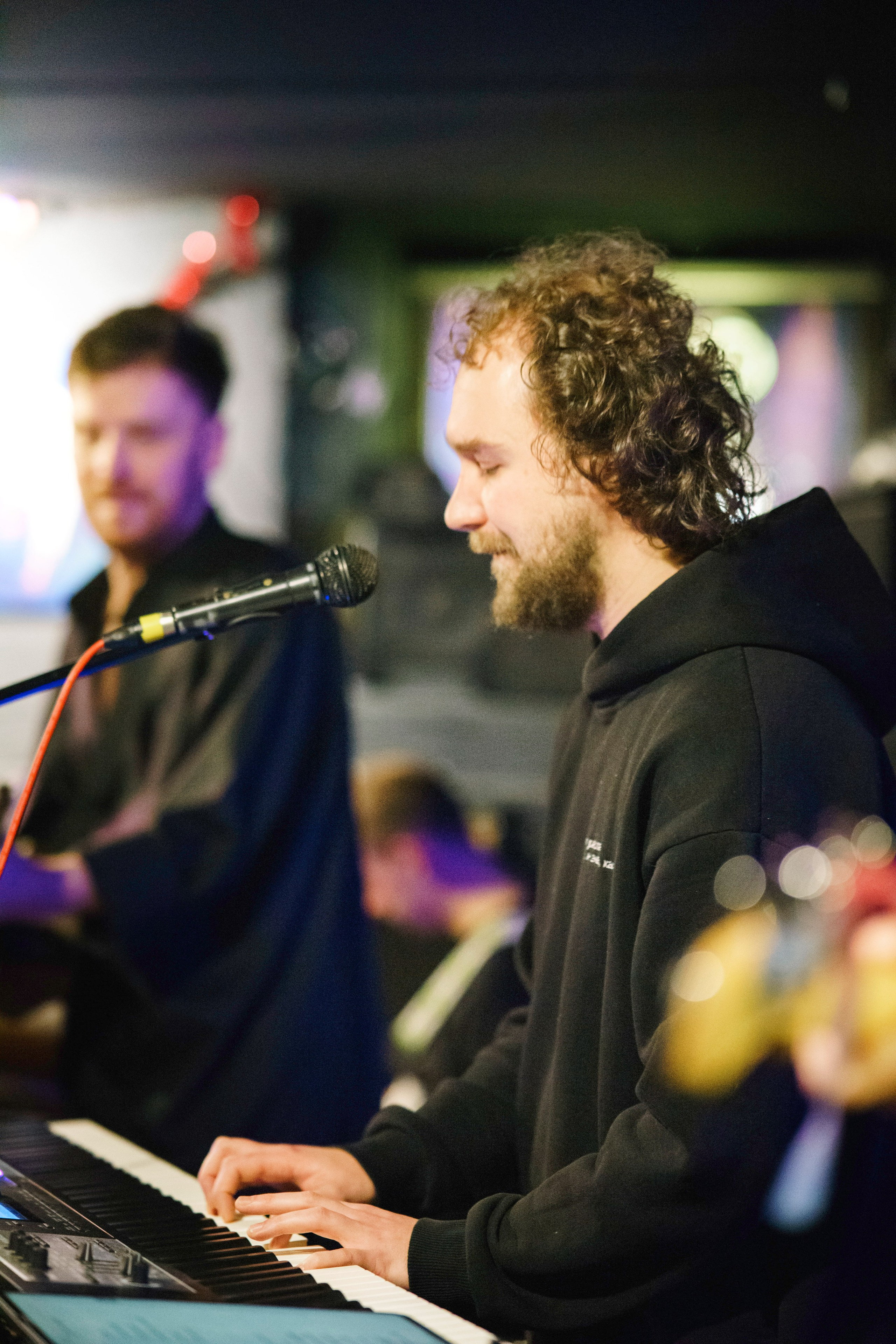 Концерт группы Тони Мак в баре Debaser. Фотограф в Санкт-Петербурге Ибрагимова Алина