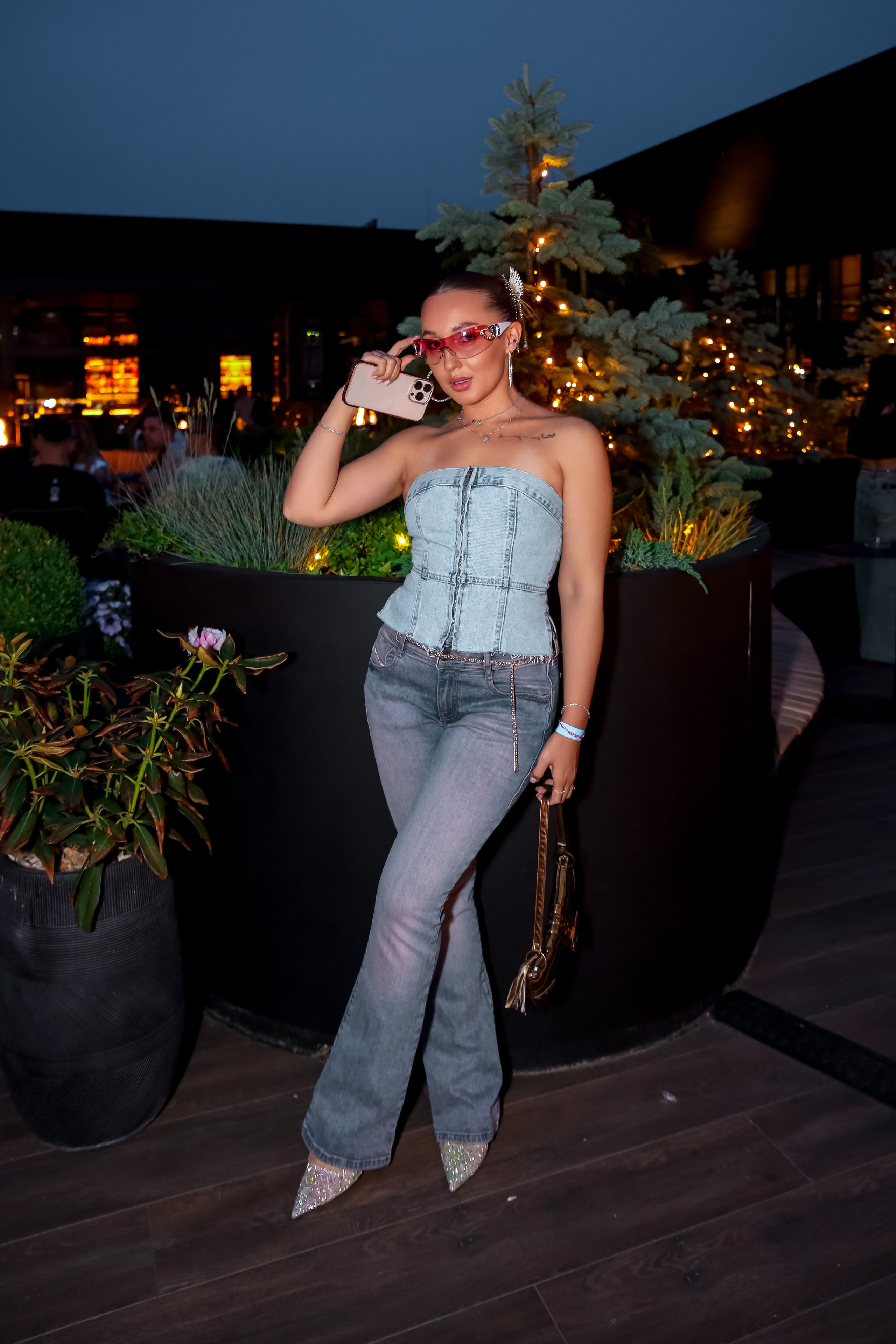 LA night & Fiji wave. 2000’s