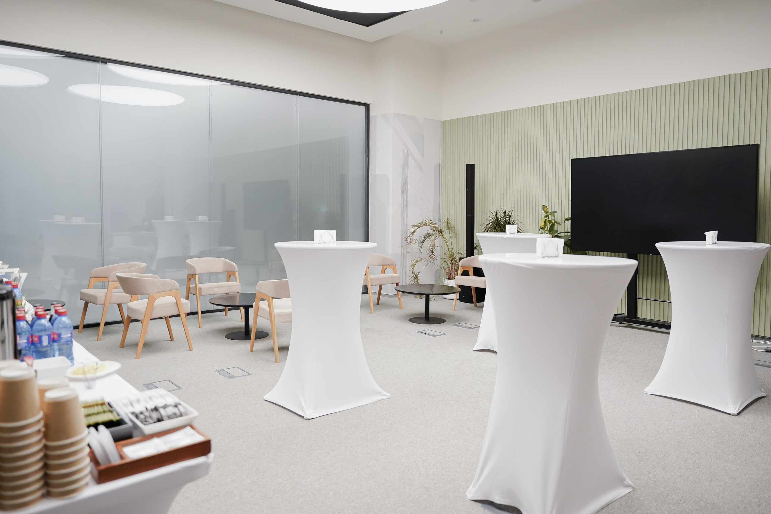 Aha! — 6 июня 2024. Фотобанк Матемаркетинг