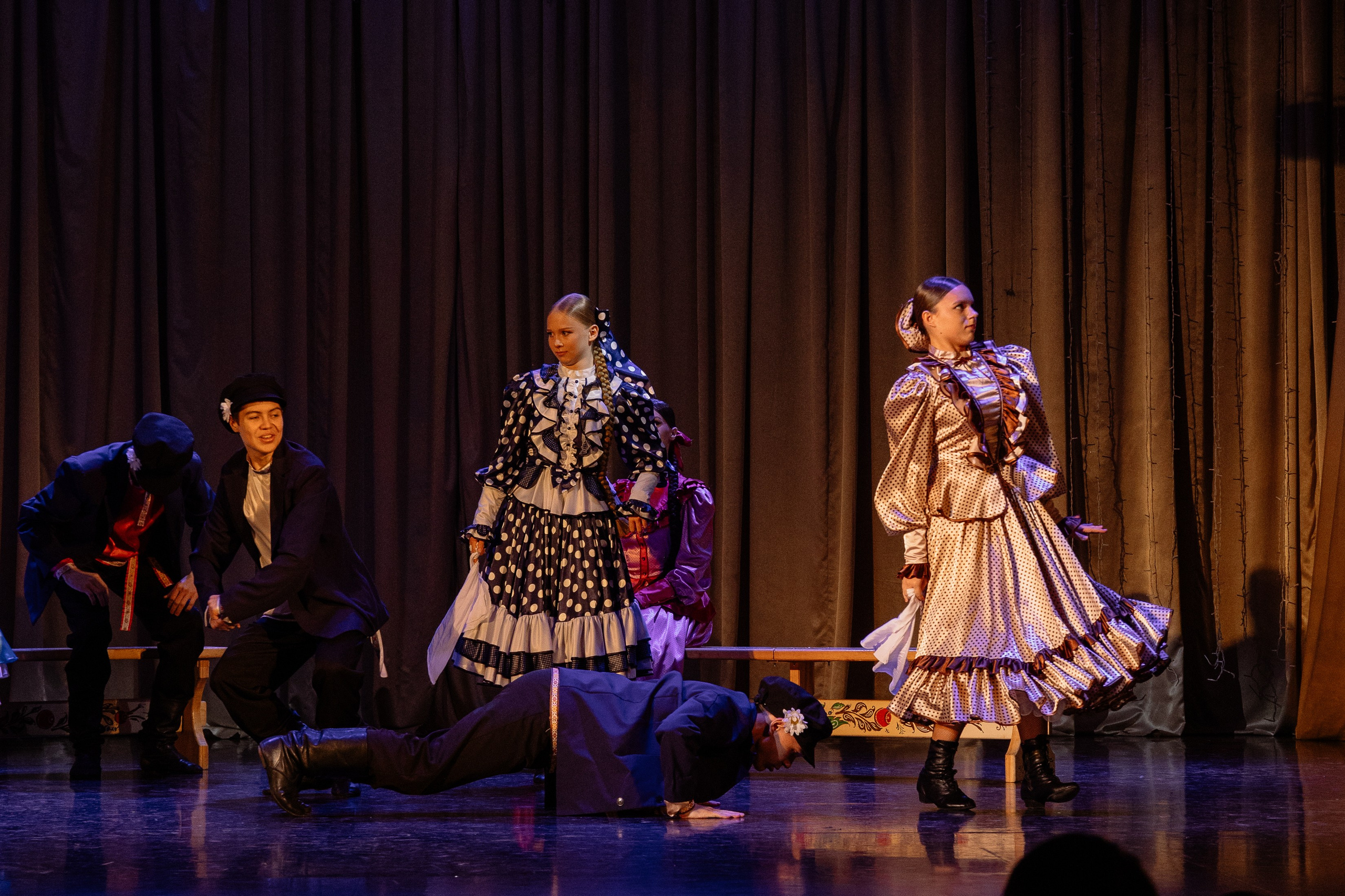 Сибирские узоры ДК Ефремова. Фотограф Юлия Мальцева