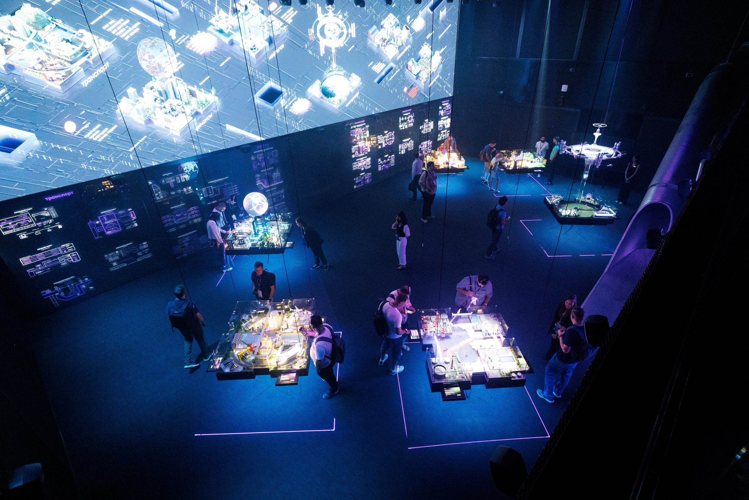 Контур Talk. Репортажный Фотограф в Москве Юра Гушан