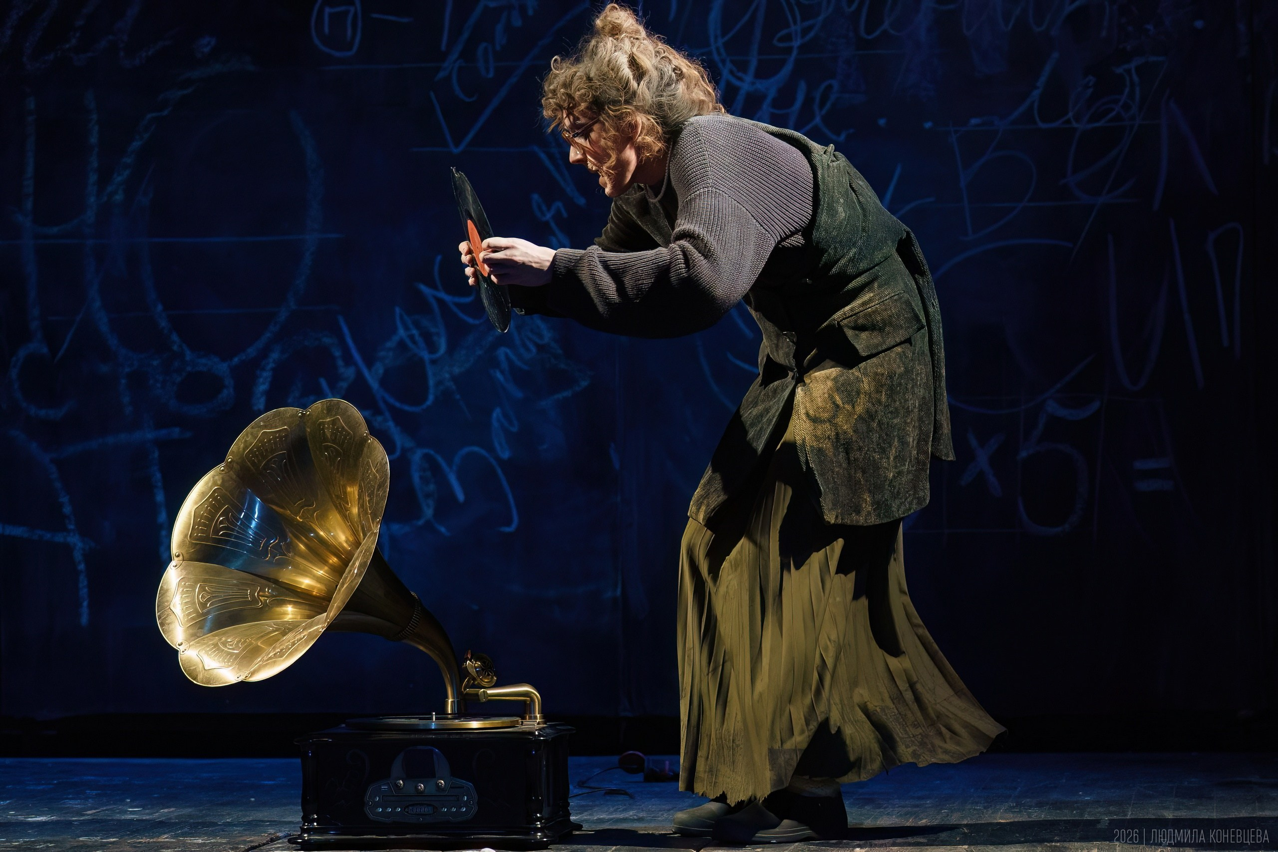 Спектакль «Школа для дураков», ГИТИС, мастерская Олега Кудряшова. Режиссер Ксения Горяинова. Театральная фотография