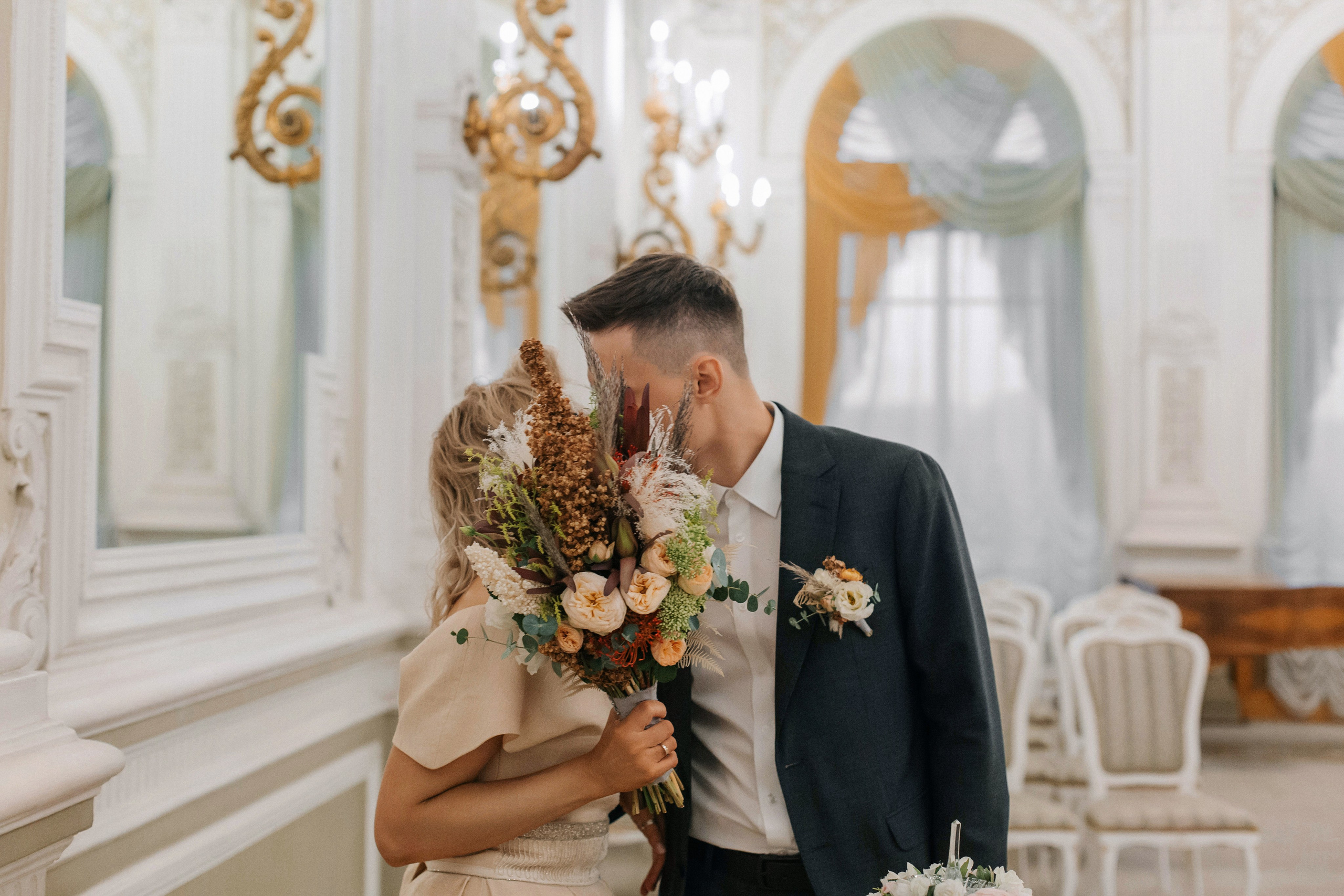 Свадьба для двоих с прогулкой в Выборге. Свадебный фотограф в Санкт-Петербурге Вика Стукачева