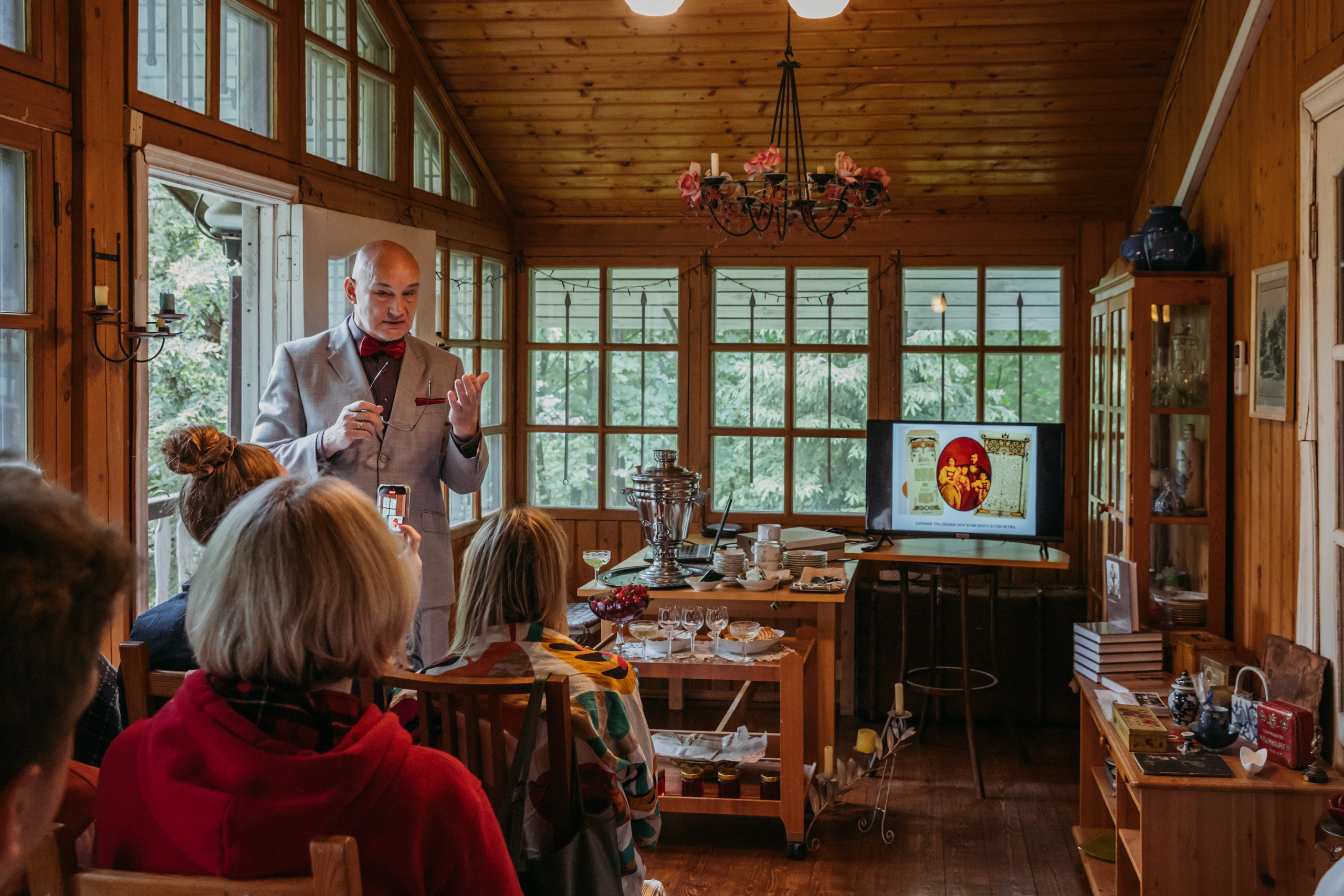 Родные люди «На дачу к Дмитрию Абрикосову». Леся Гаранина. Семейный фотограф/видеограф Москва и область