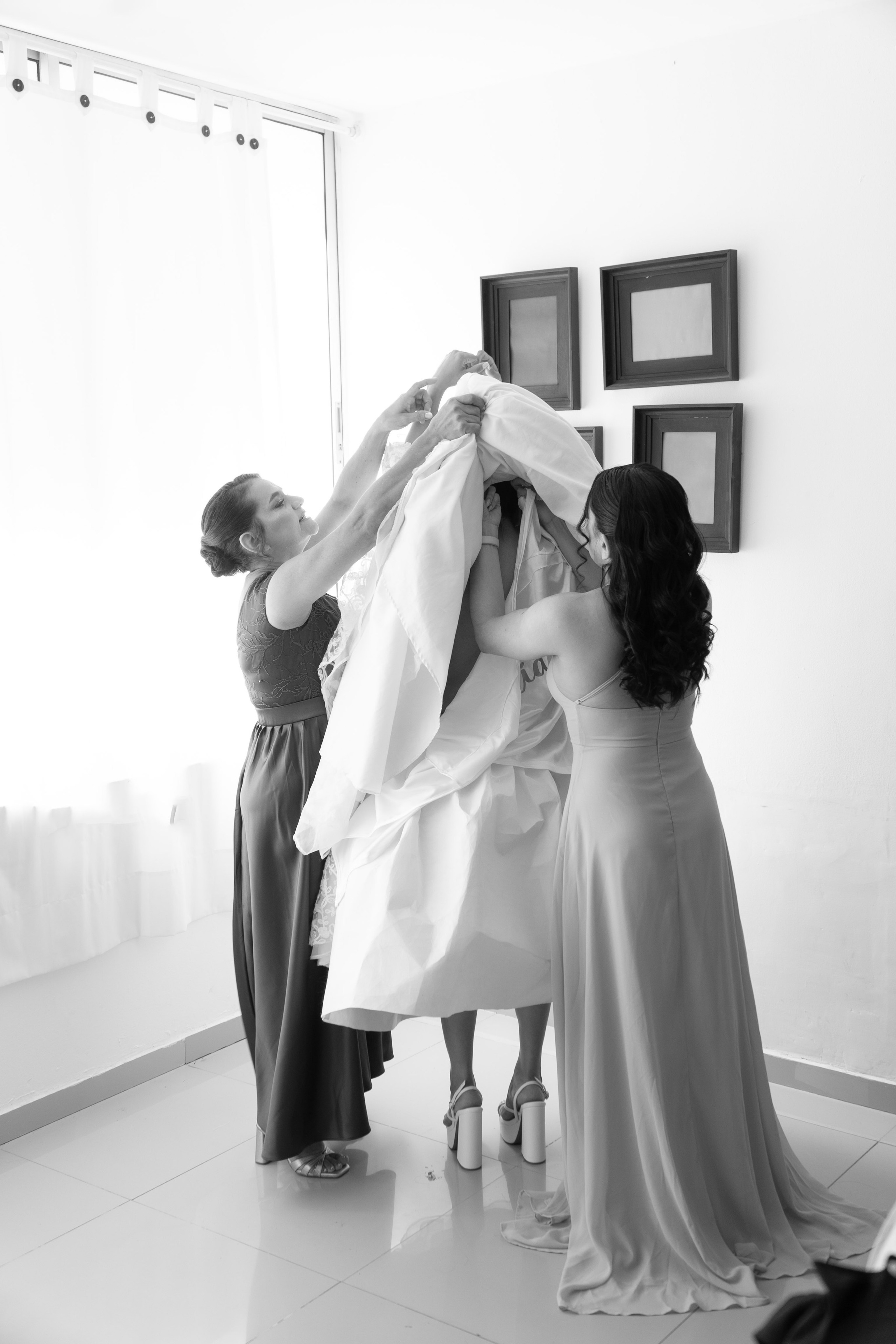 Carola & Gerson. Wedding Photographer in Barcelona and Medellin