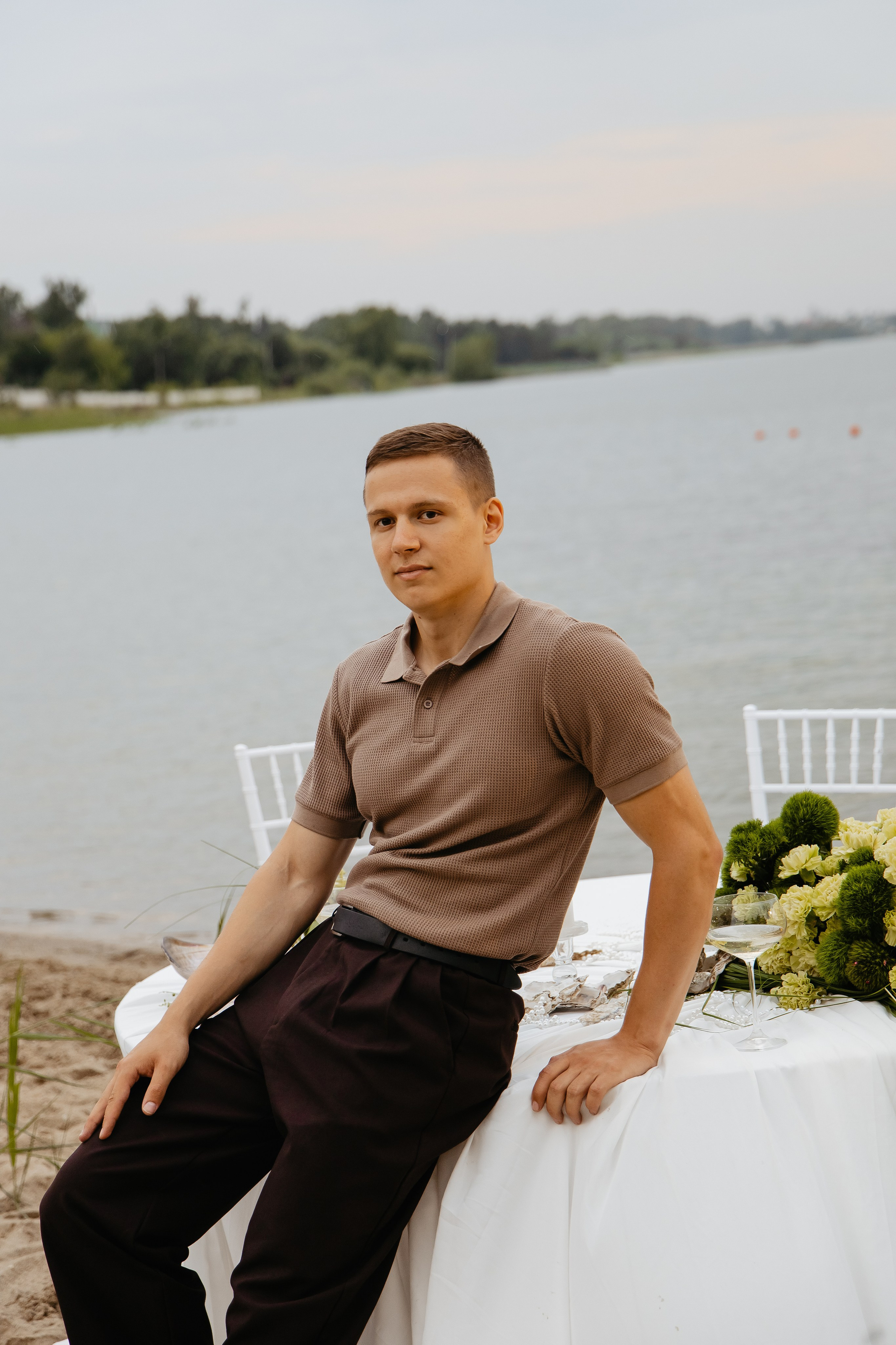 Съемка на берегу|Кирилл и Арина. Свадебный фотограф Челябинск Зиненко Виктория