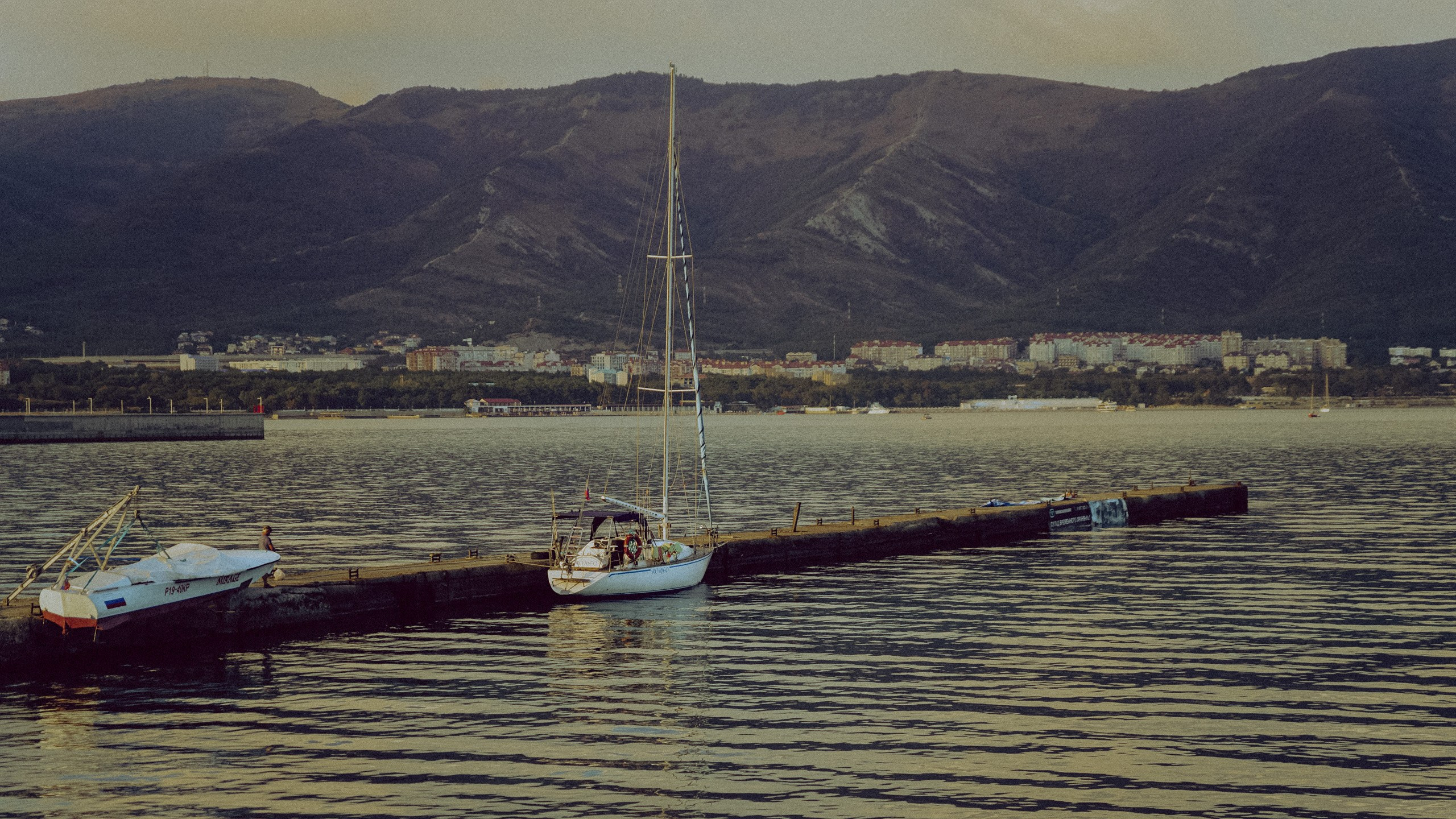 На яхте Геленджик. Фотограф и Видеограф Анапа, Новороссийск, Краснодар. Алина и Женя