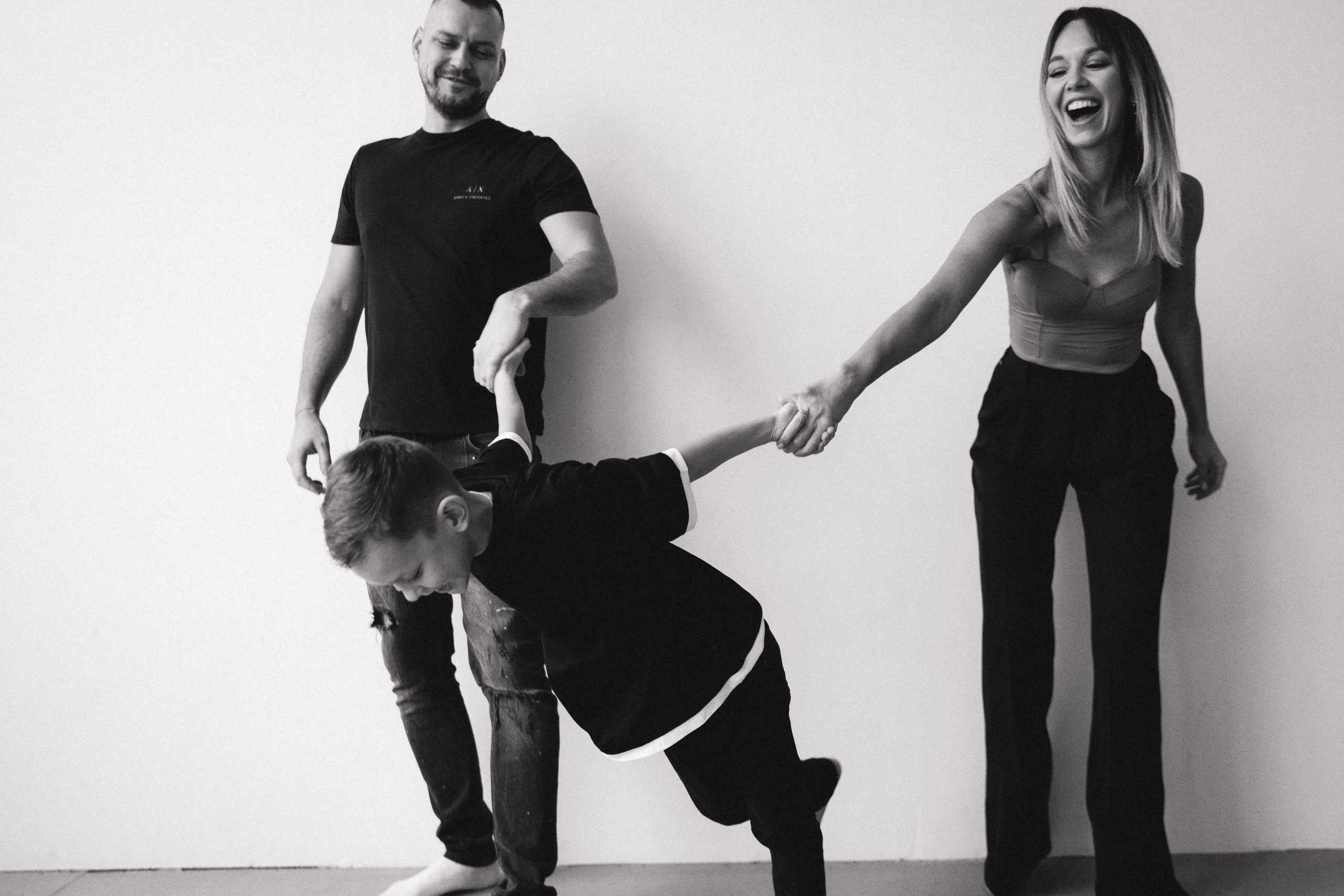 Женя, Юра, Марк. Главная