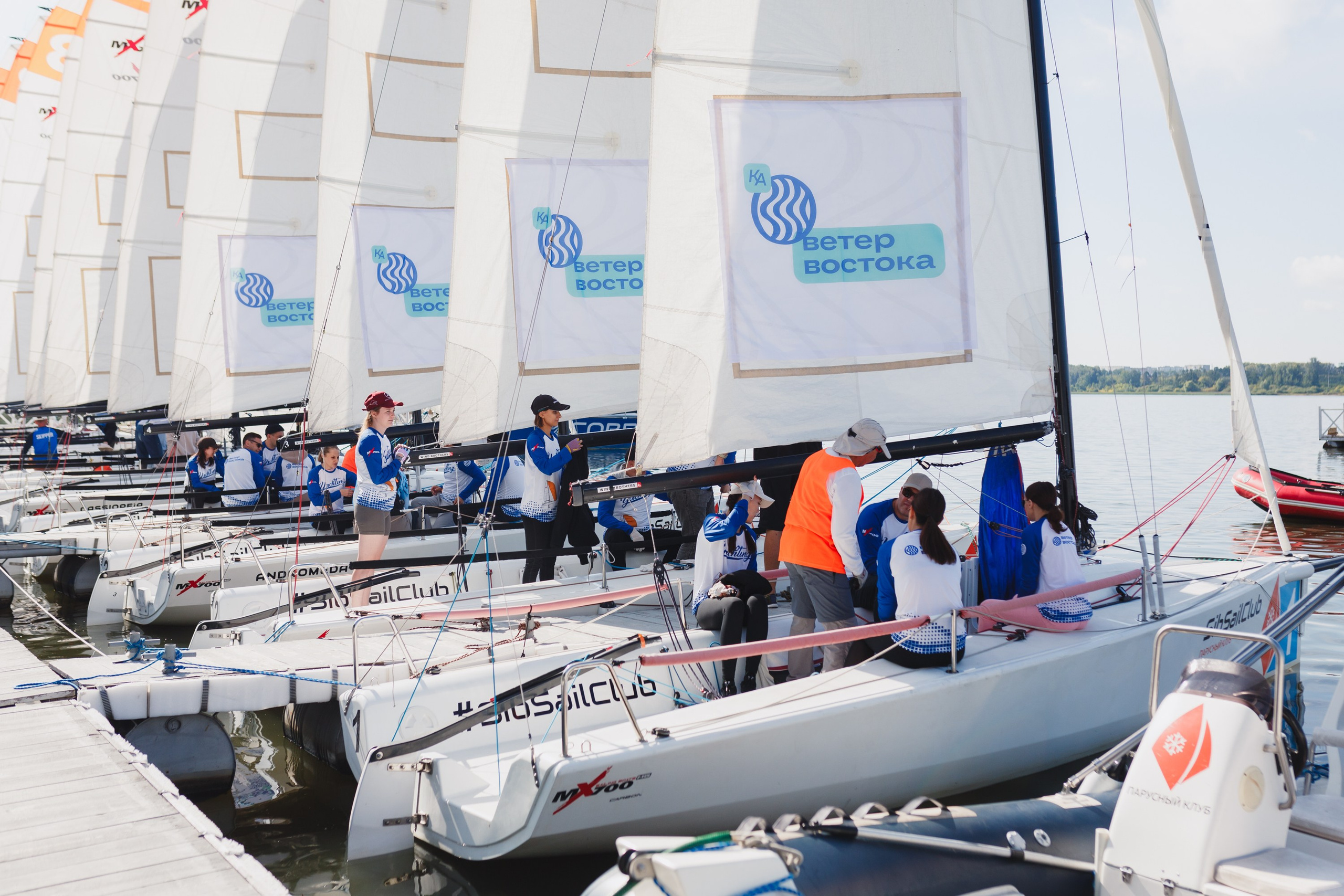 ЯХТИНГ. Roman Photo