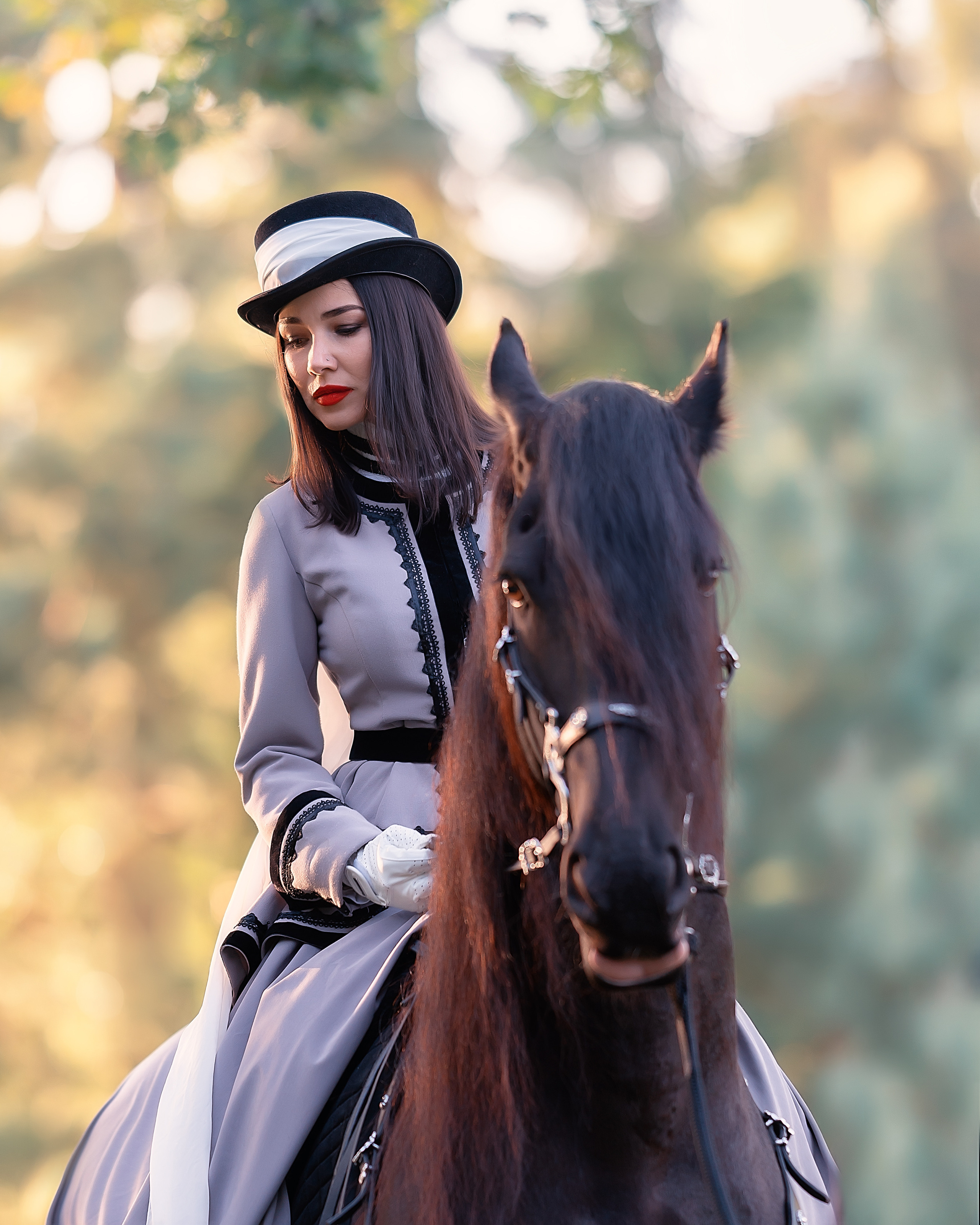 Женский портрет с лошадью. Фотограф Кочнова Диана город Владивосток