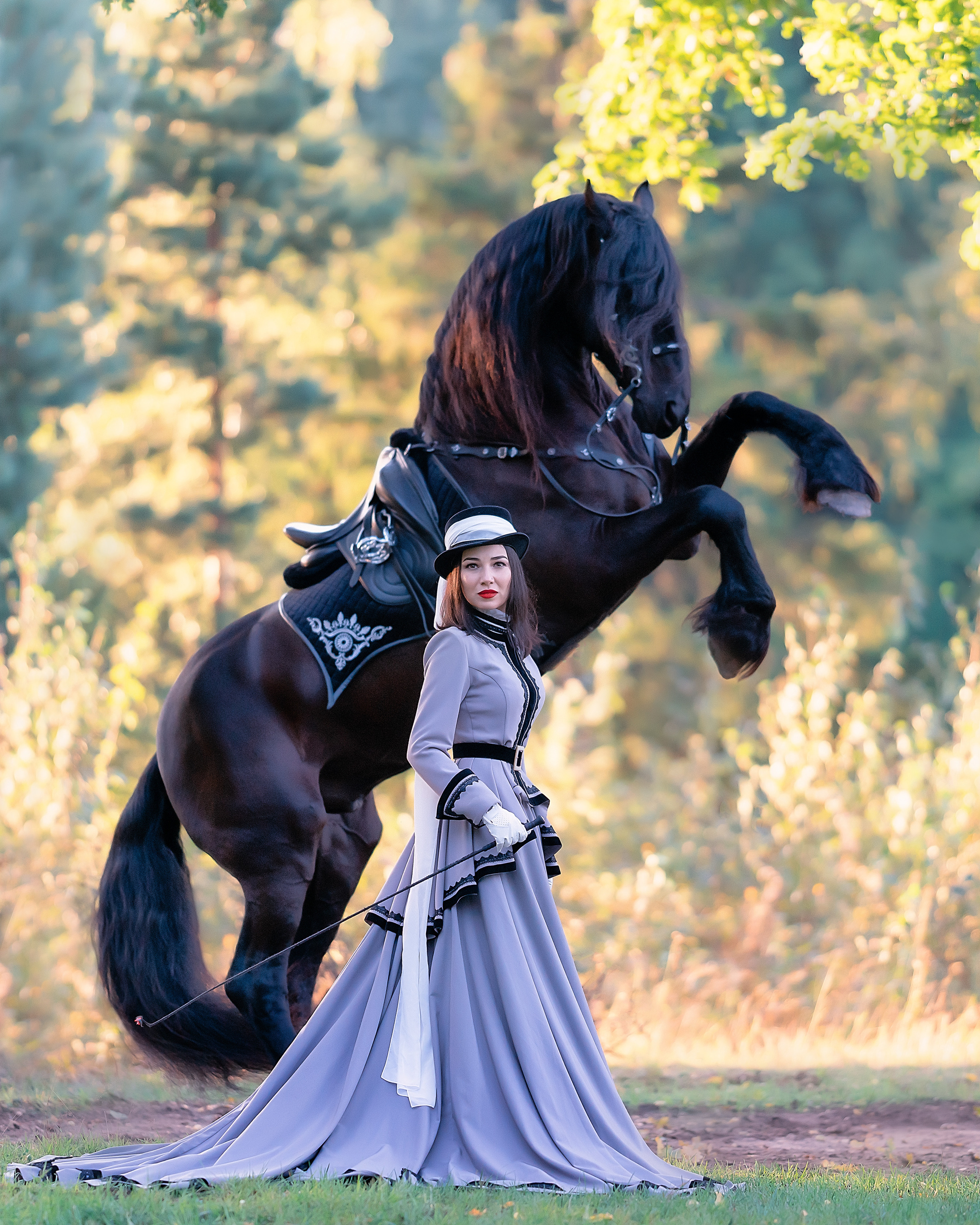 Женский портрет с лошадью. Фотограф Кочнова Диана город Владивосток