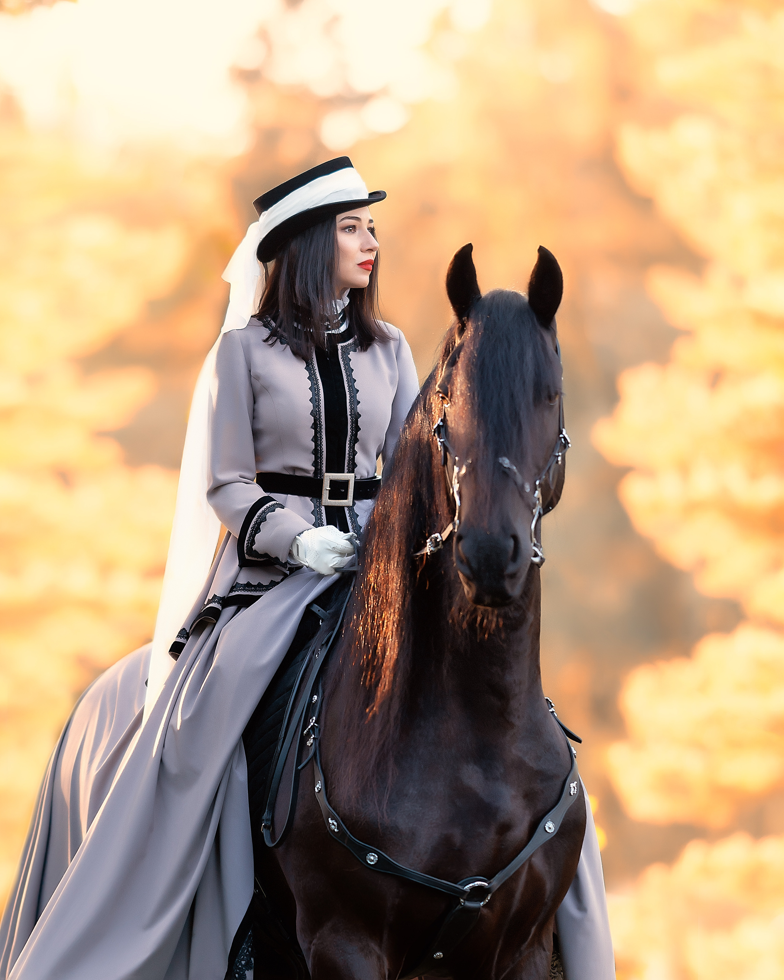Женский портрет с лошадью. Фотограф Кочнова Диана город Владивосток
