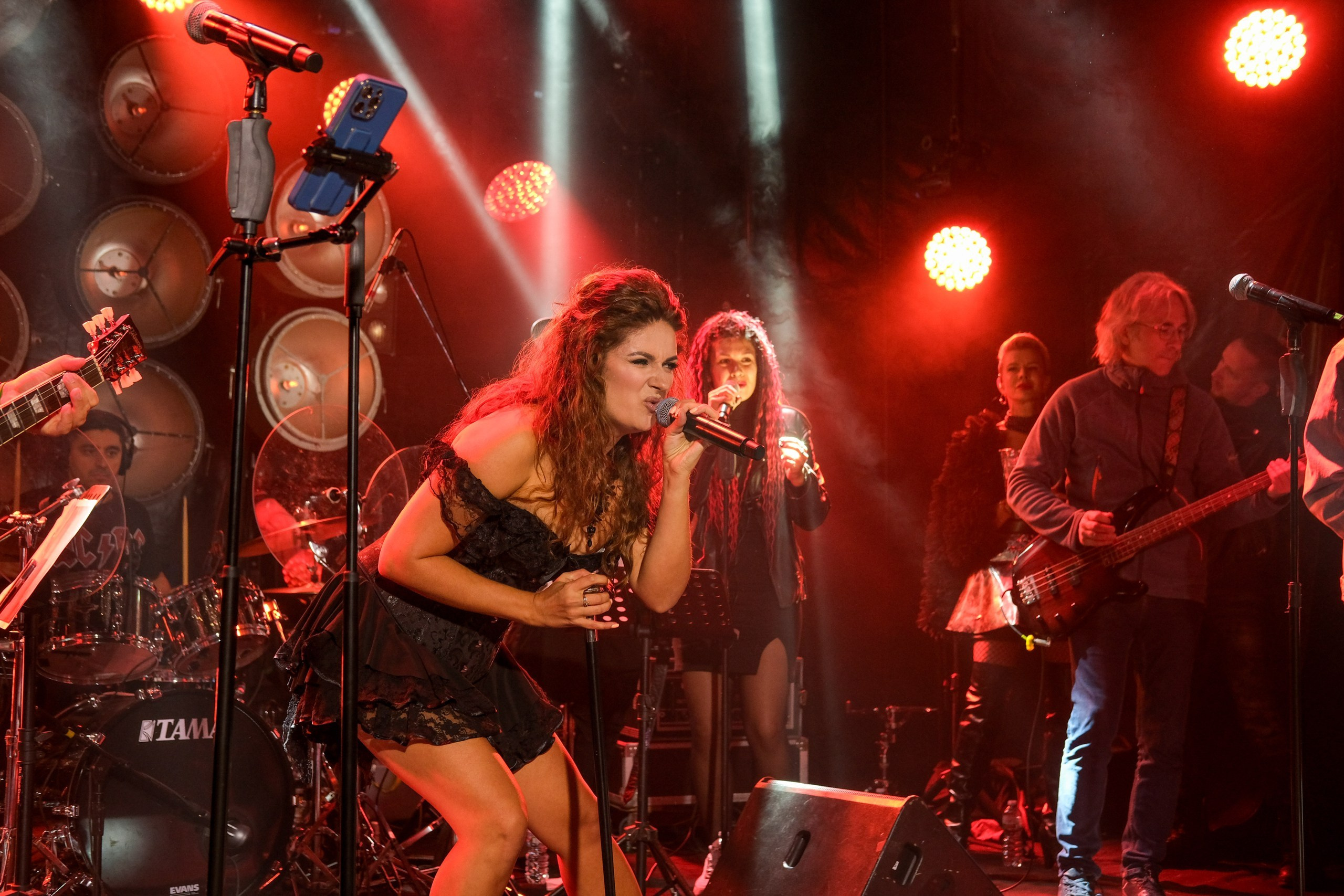 Фотосъёмка репортаж выступления группы АТЛАНТЫ. Любовь Потапова