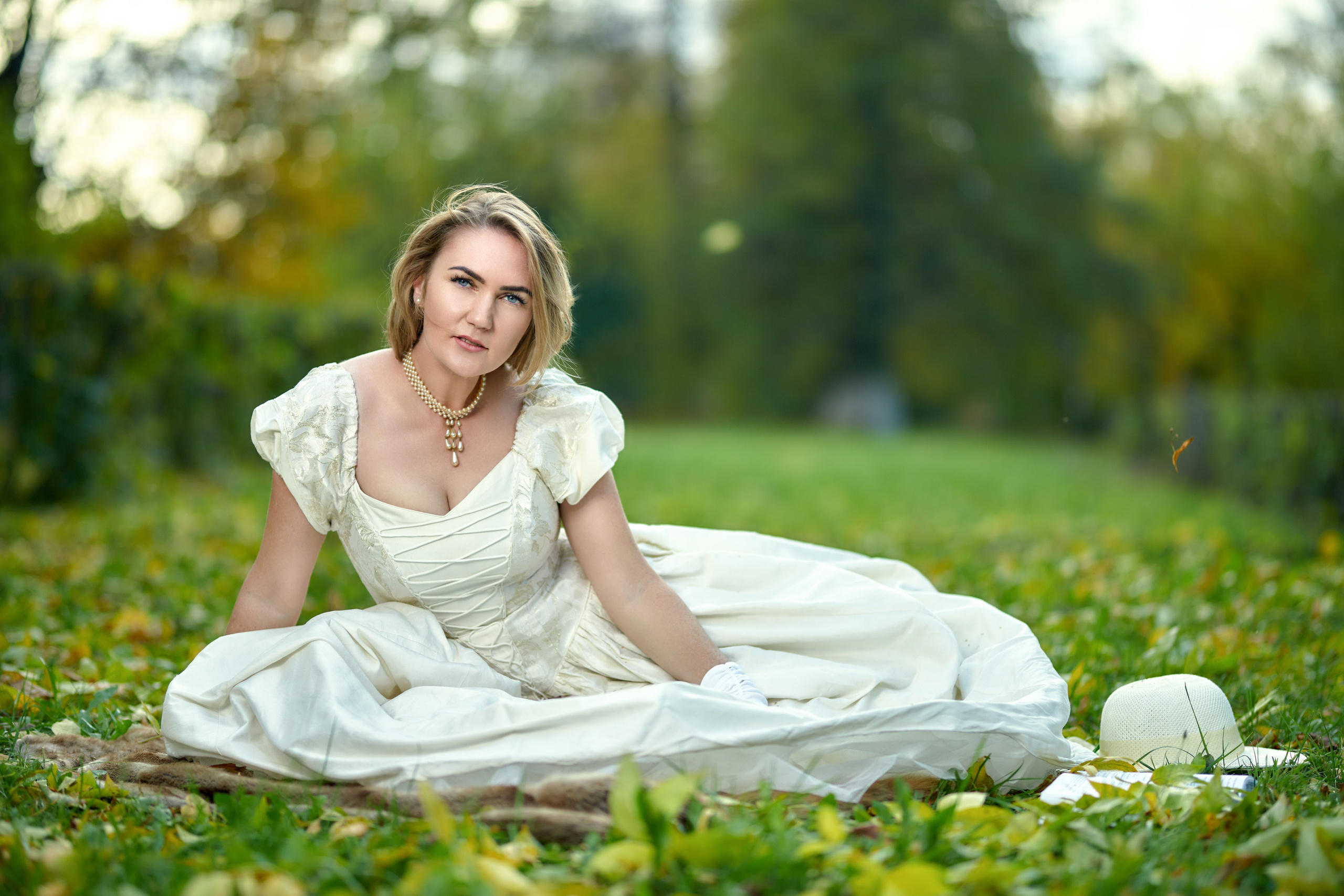 Фотосессия в платьях. Владимир Суздалов (ProMaXe) — Портретный фотограф, тематические фотосессии в Чебоксарах