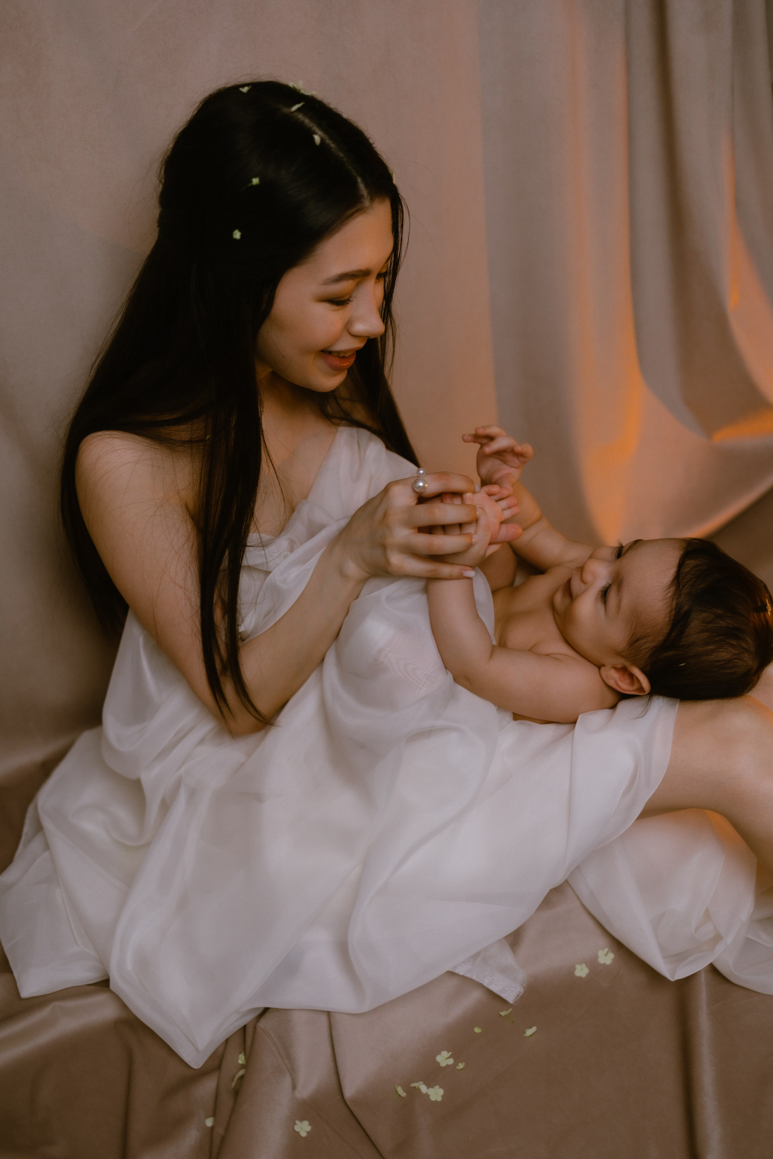 Вера и Арон, мама с малышом. Семейный и свадебный фотограф в Самаре Анастасия Воропаева